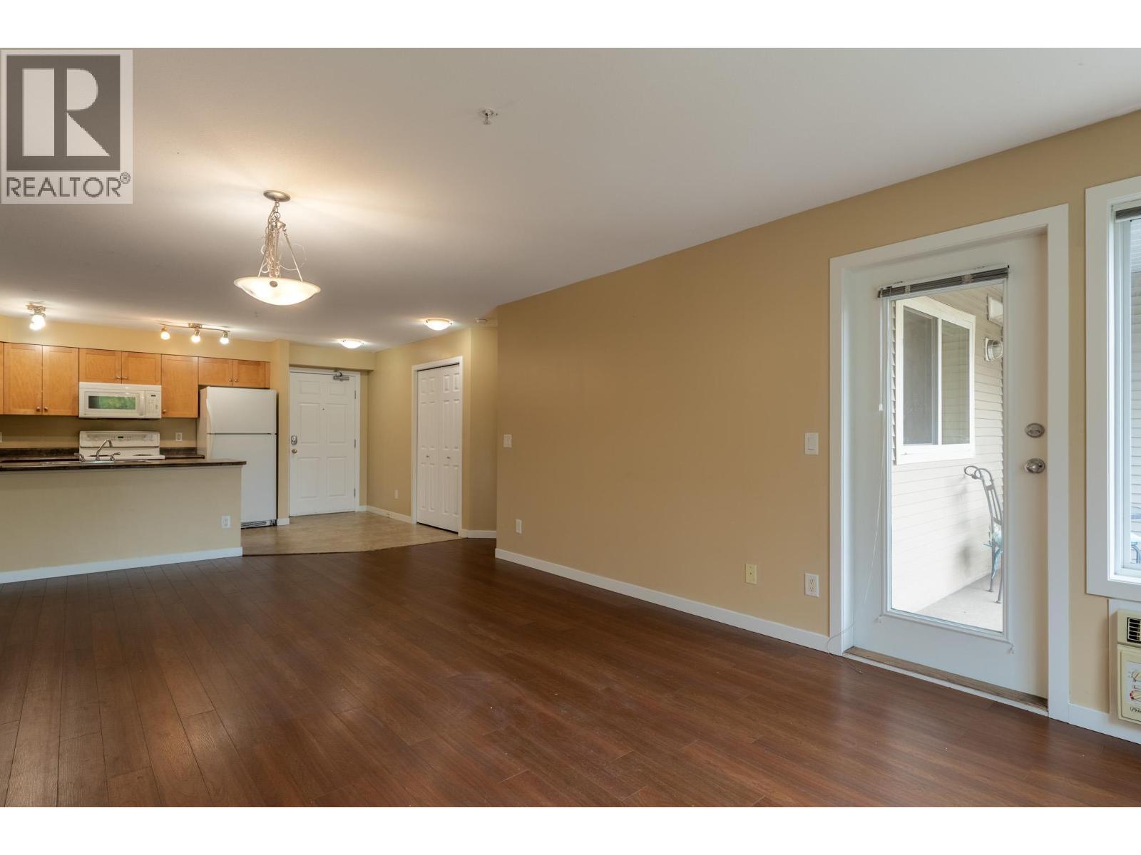 135 Ziprick Road Unit# 306
