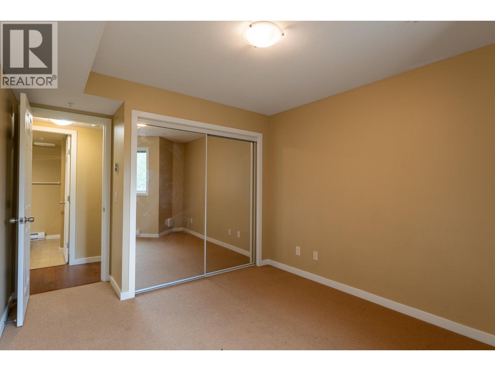 135 Ziprick Road Unit# 306
