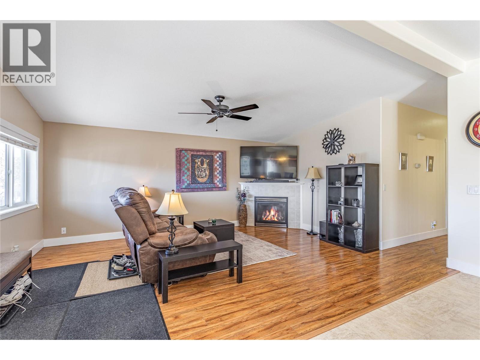 2440 Old Okanagan Highway Unit# 1303