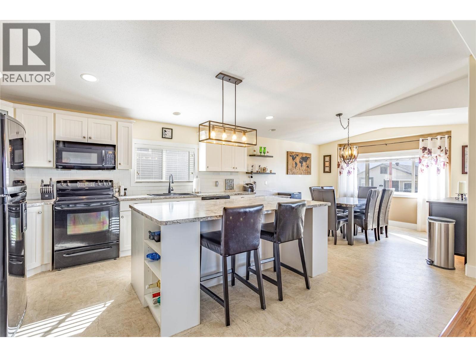 2440 Old Okanagan Highway Unit# 1303