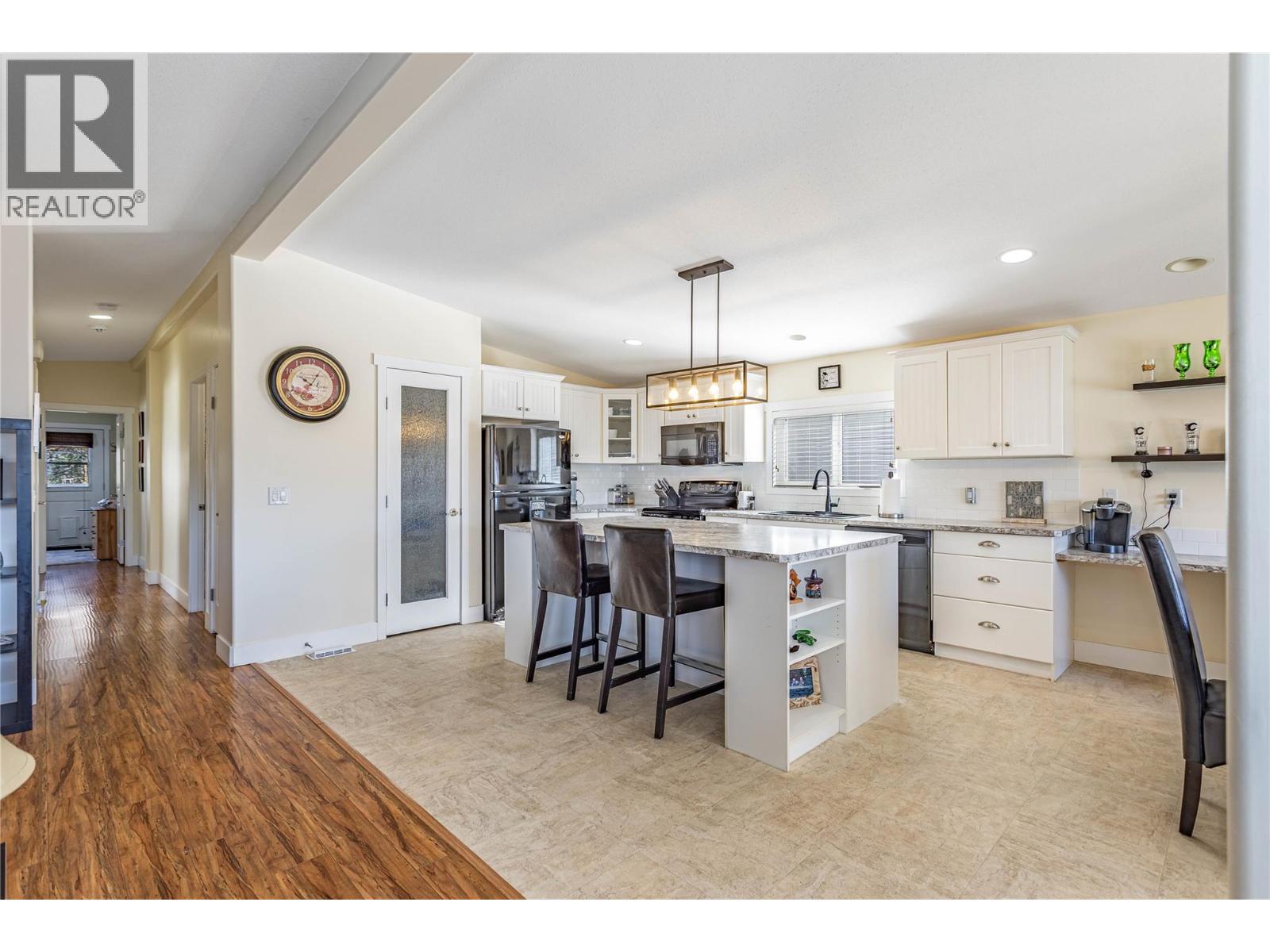 2440 Old Okanagan Highway Unit# 1303