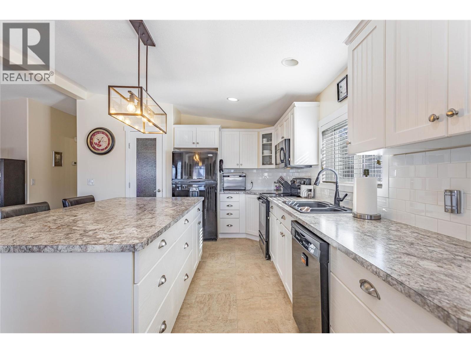 2440 Old Okanagan Highway Unit# 1303