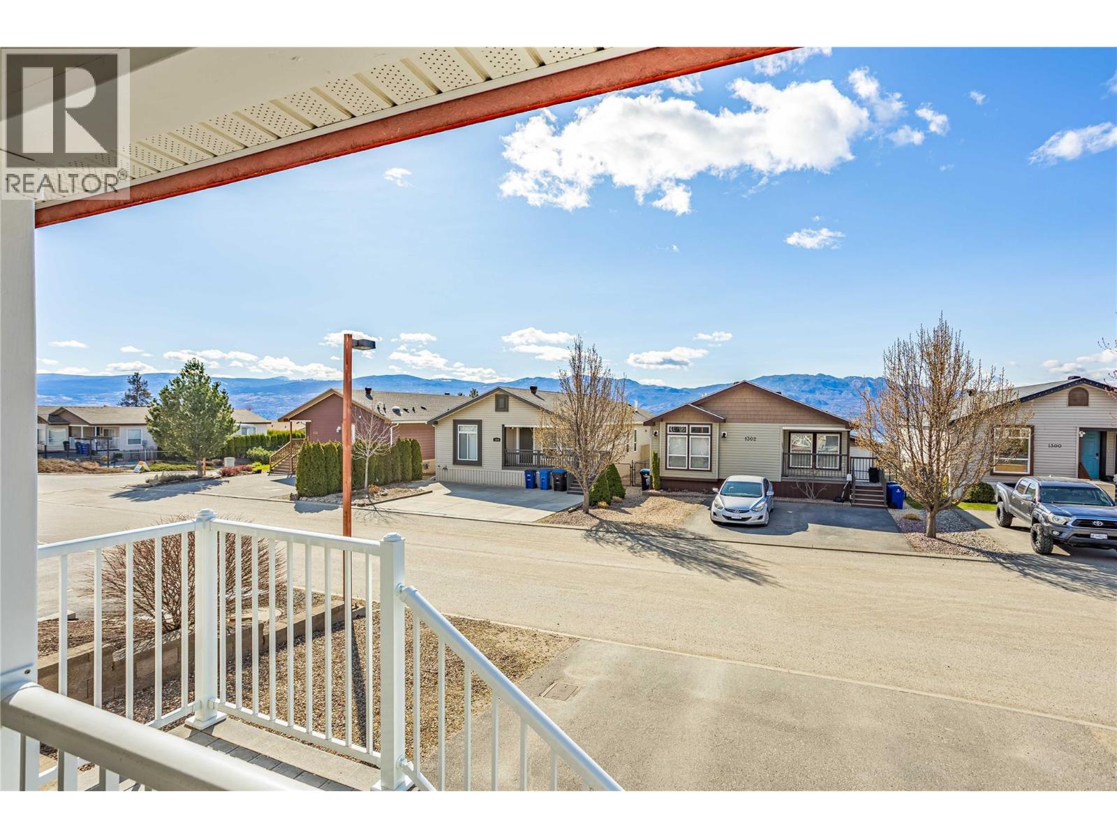 2440 Old Okanagan Highway Unit# 1303