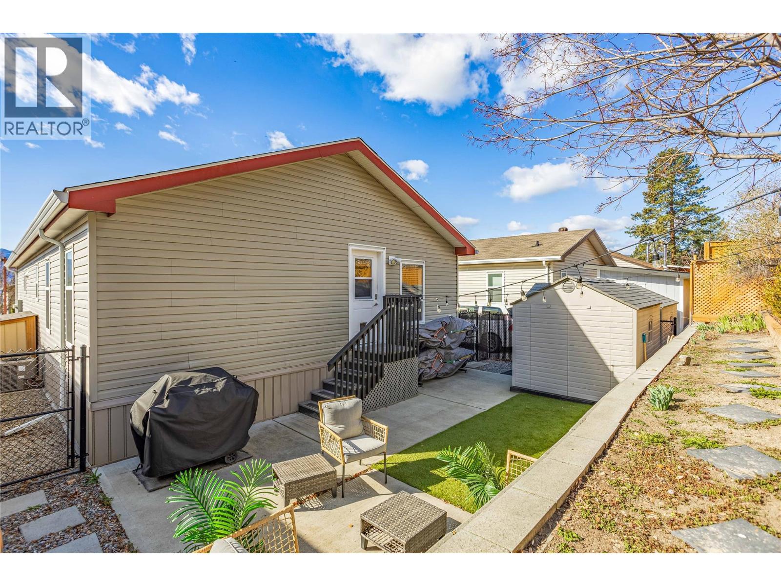 2440 Old Okanagan Highway Unit# 1303