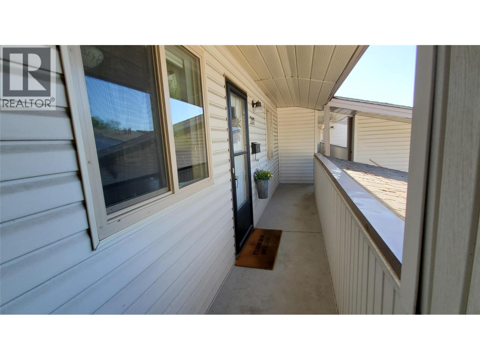 290 Hwy 33 E Unit# 207