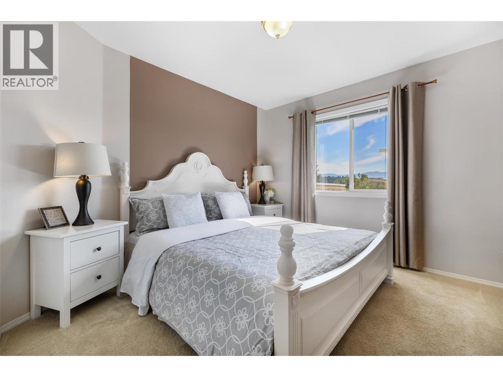 1056 Caledonia Way