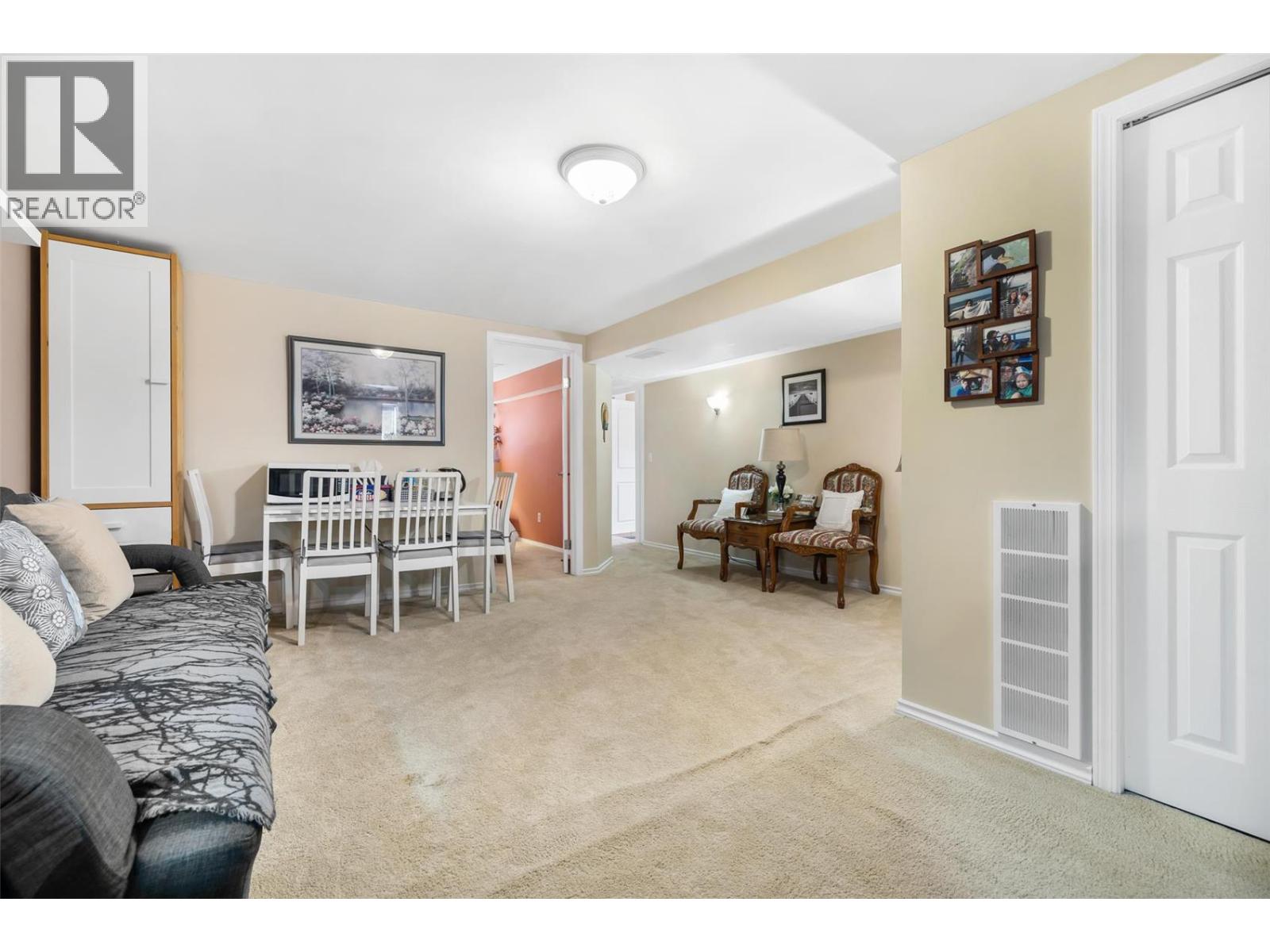 1056 Caledonia Way