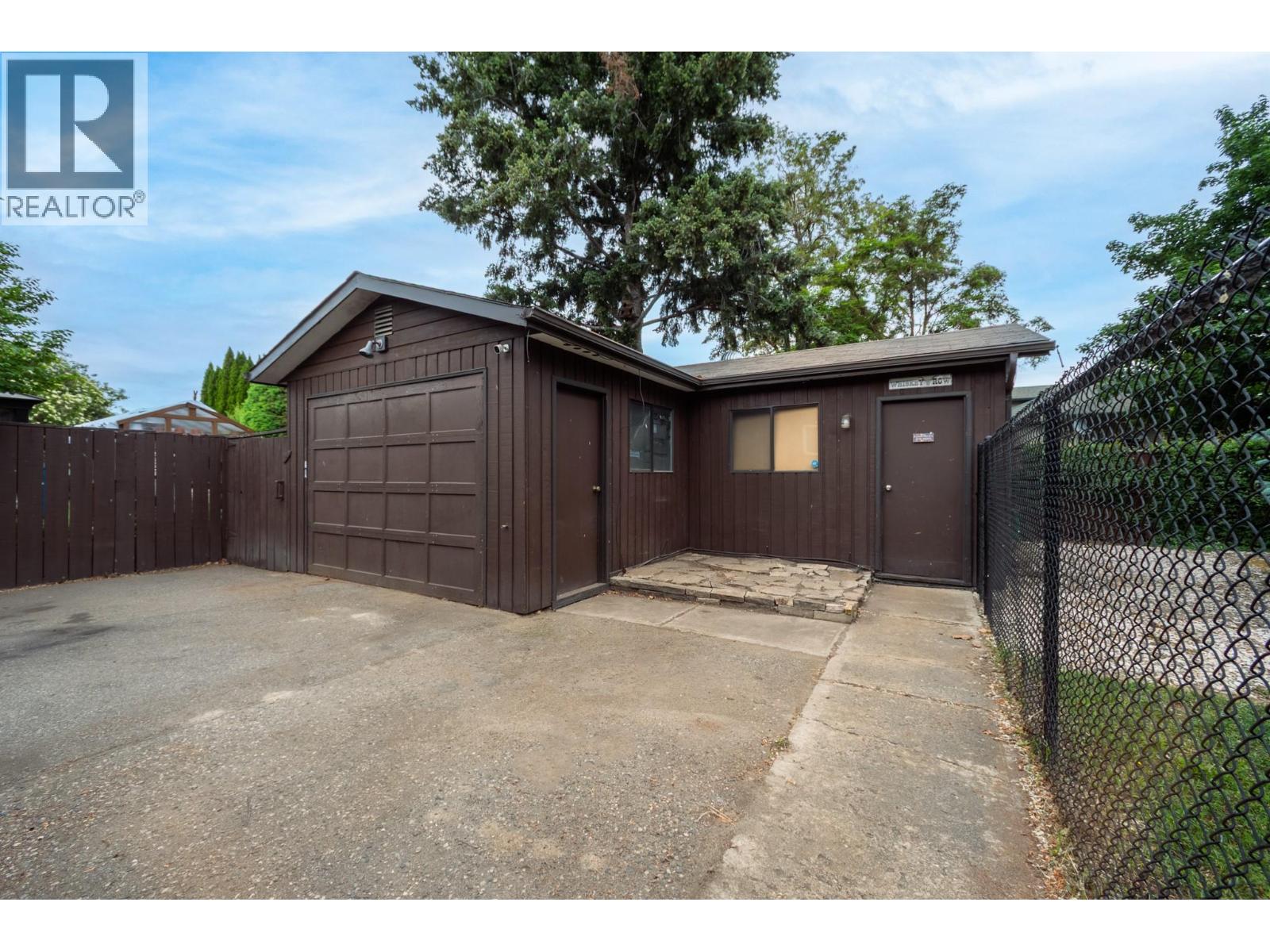 700 Richards Road