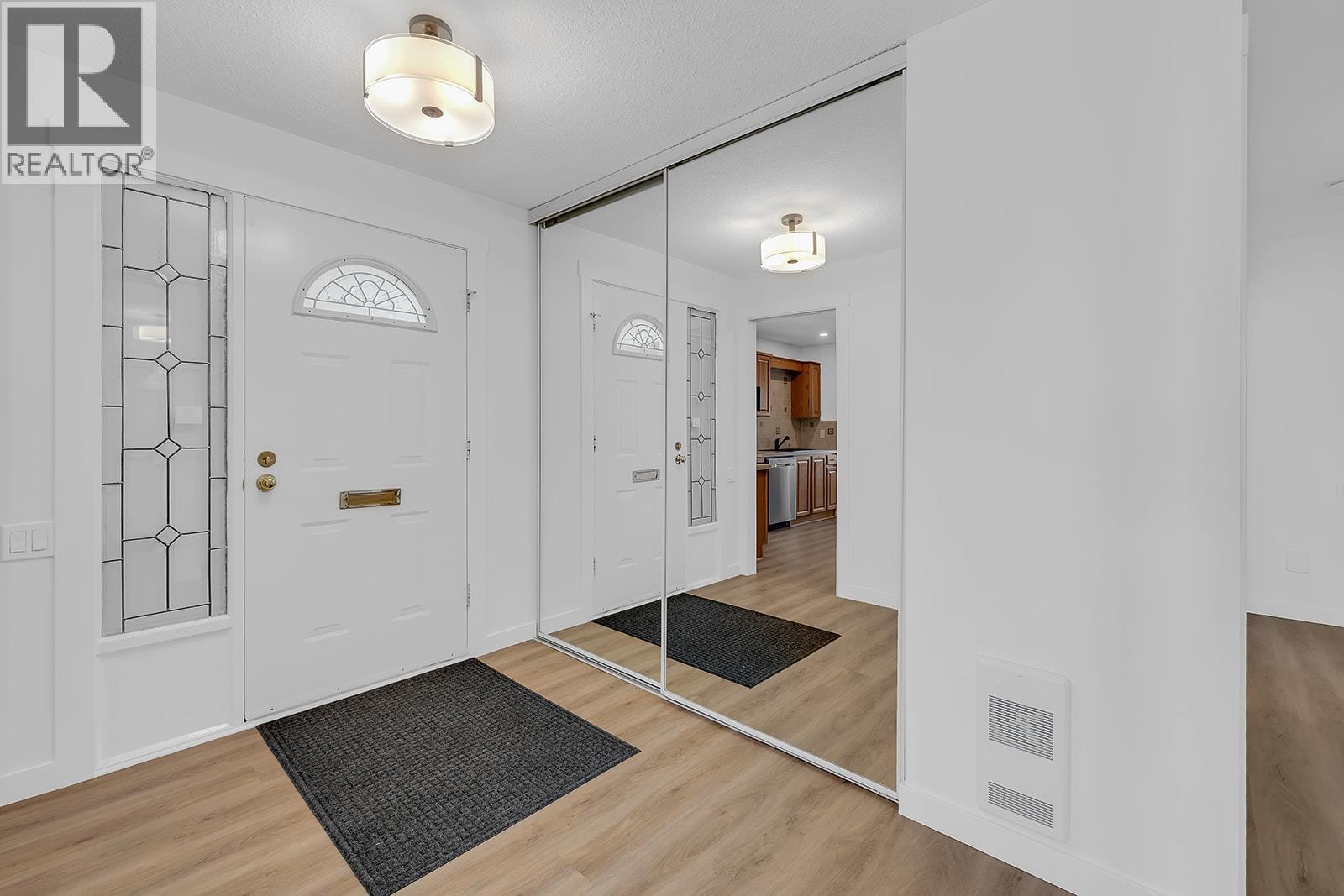3370 Casorso Road Unit# 14