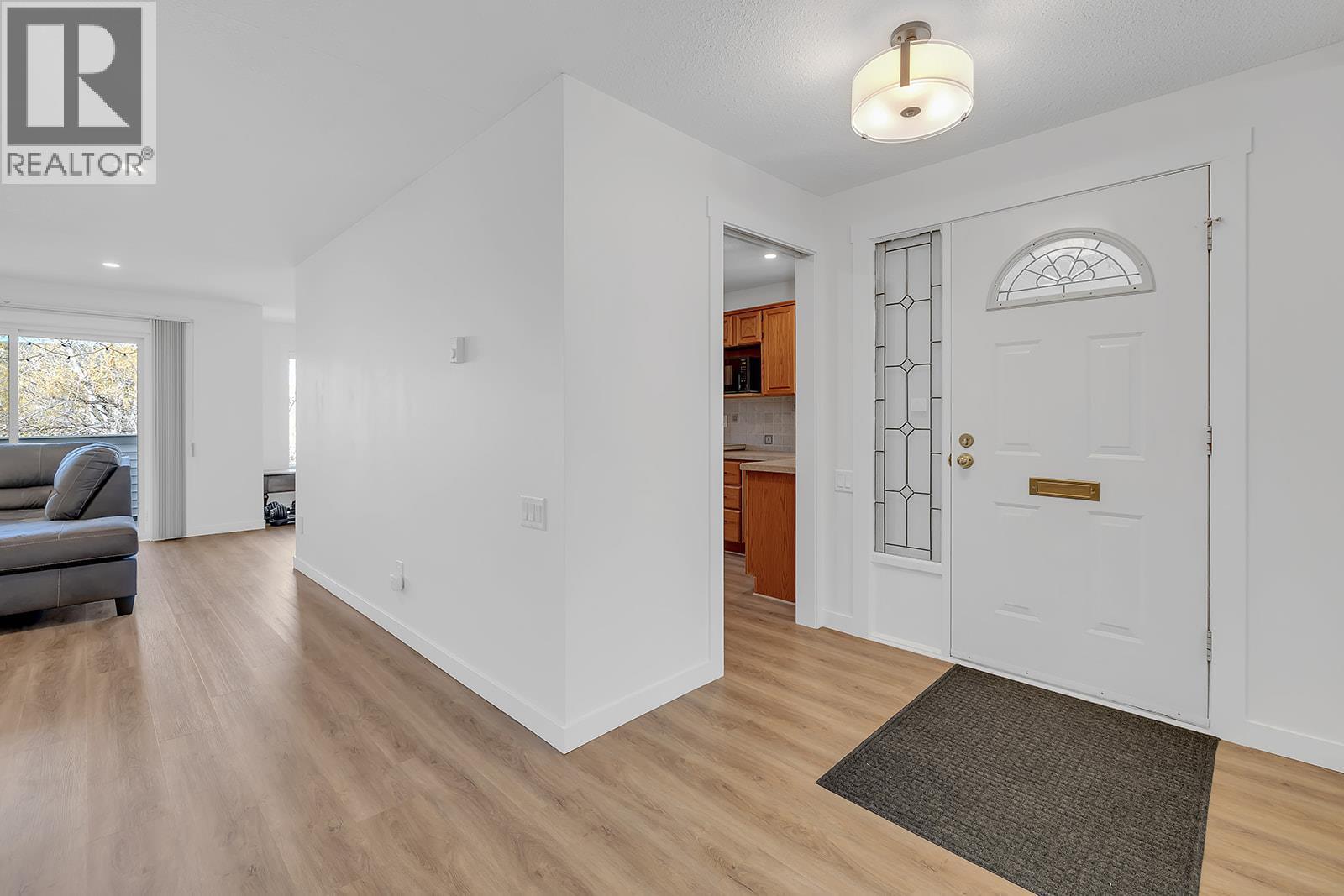 3370 Casorso Road Unit# 14