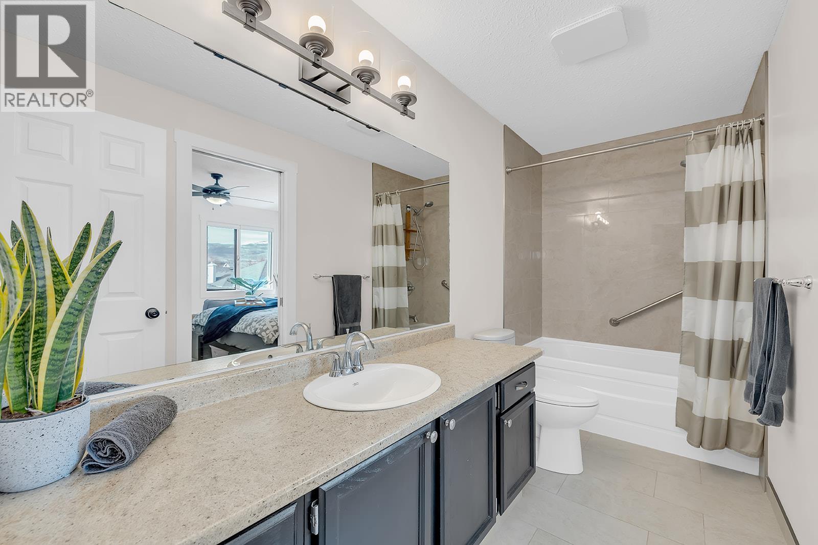 3370 Casorso Road Unit# 14