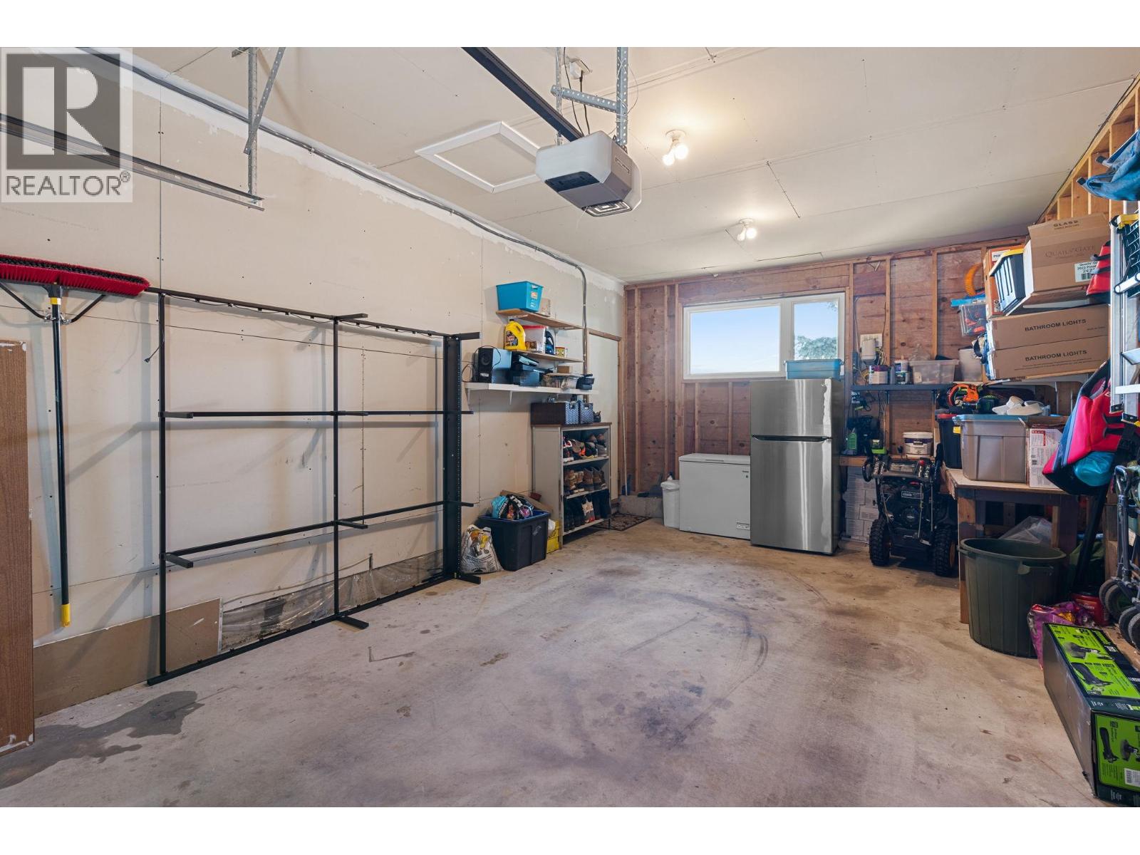 1659 Scott Crescent