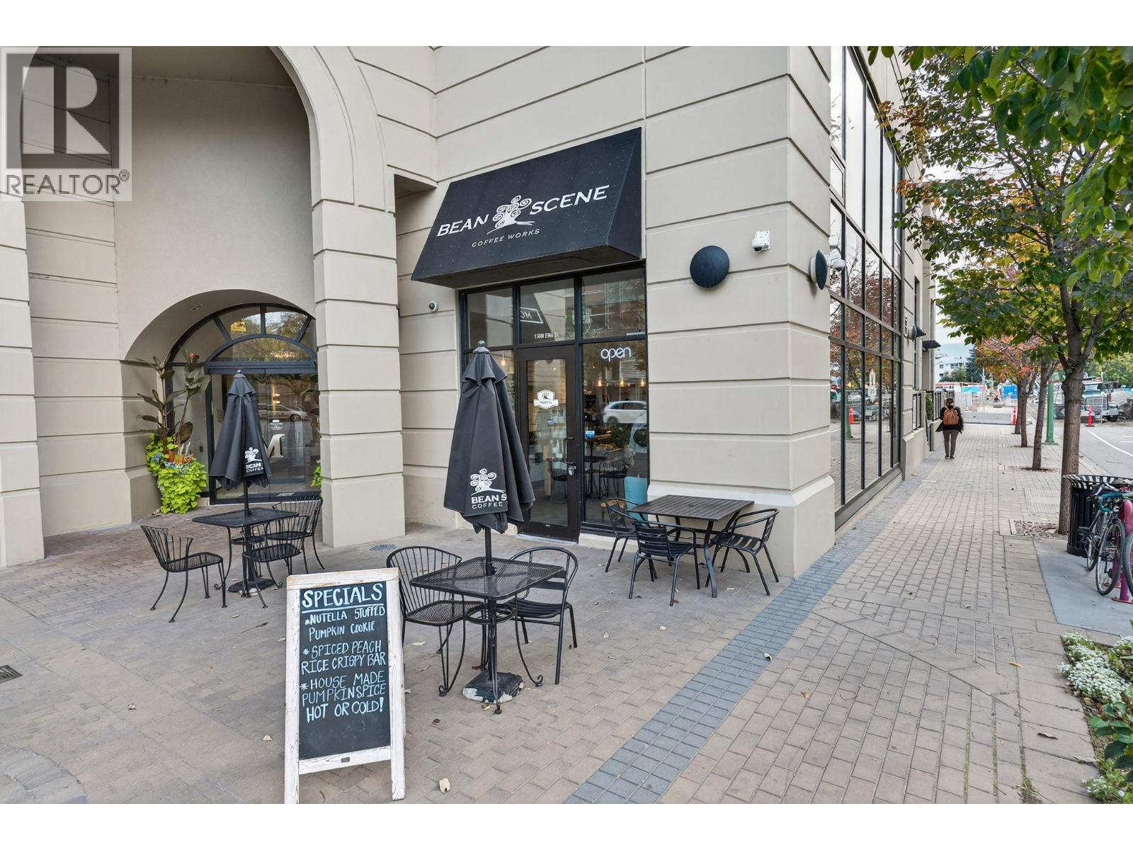 1615 Dickson Avenue Unit# 100