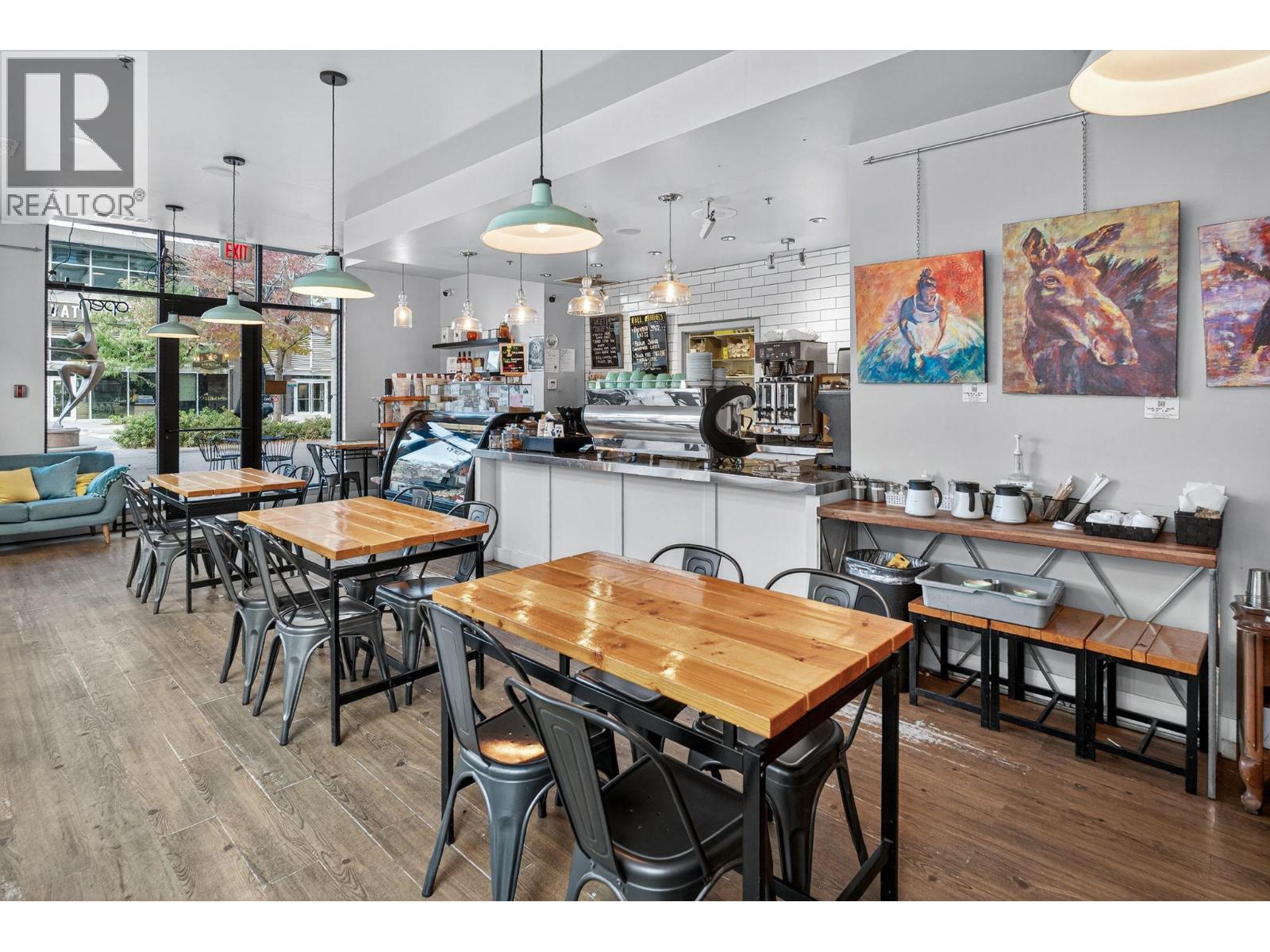 1615 Dickson Avenue Unit# 100