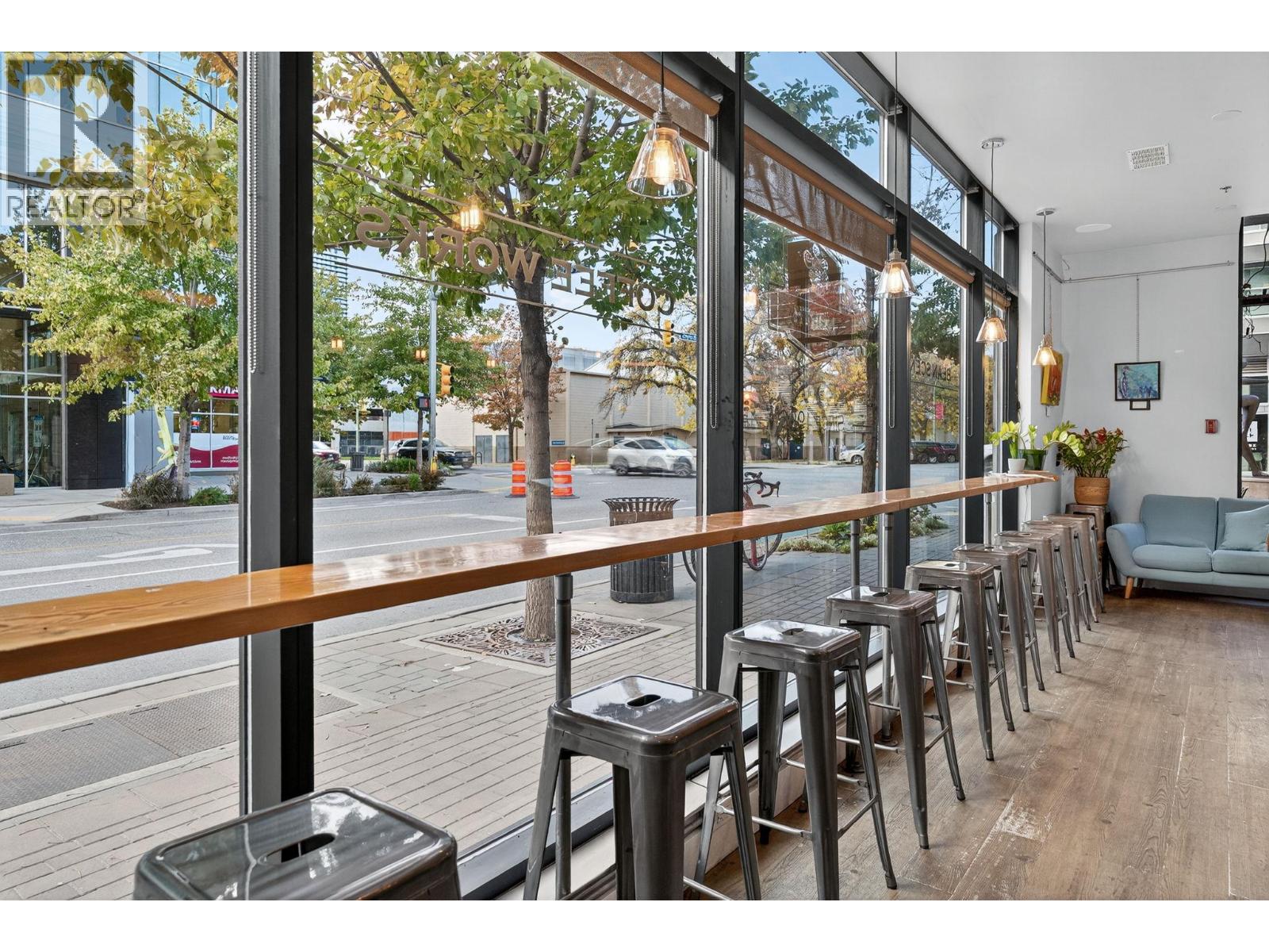 1615 Dickson Avenue Unit# 100