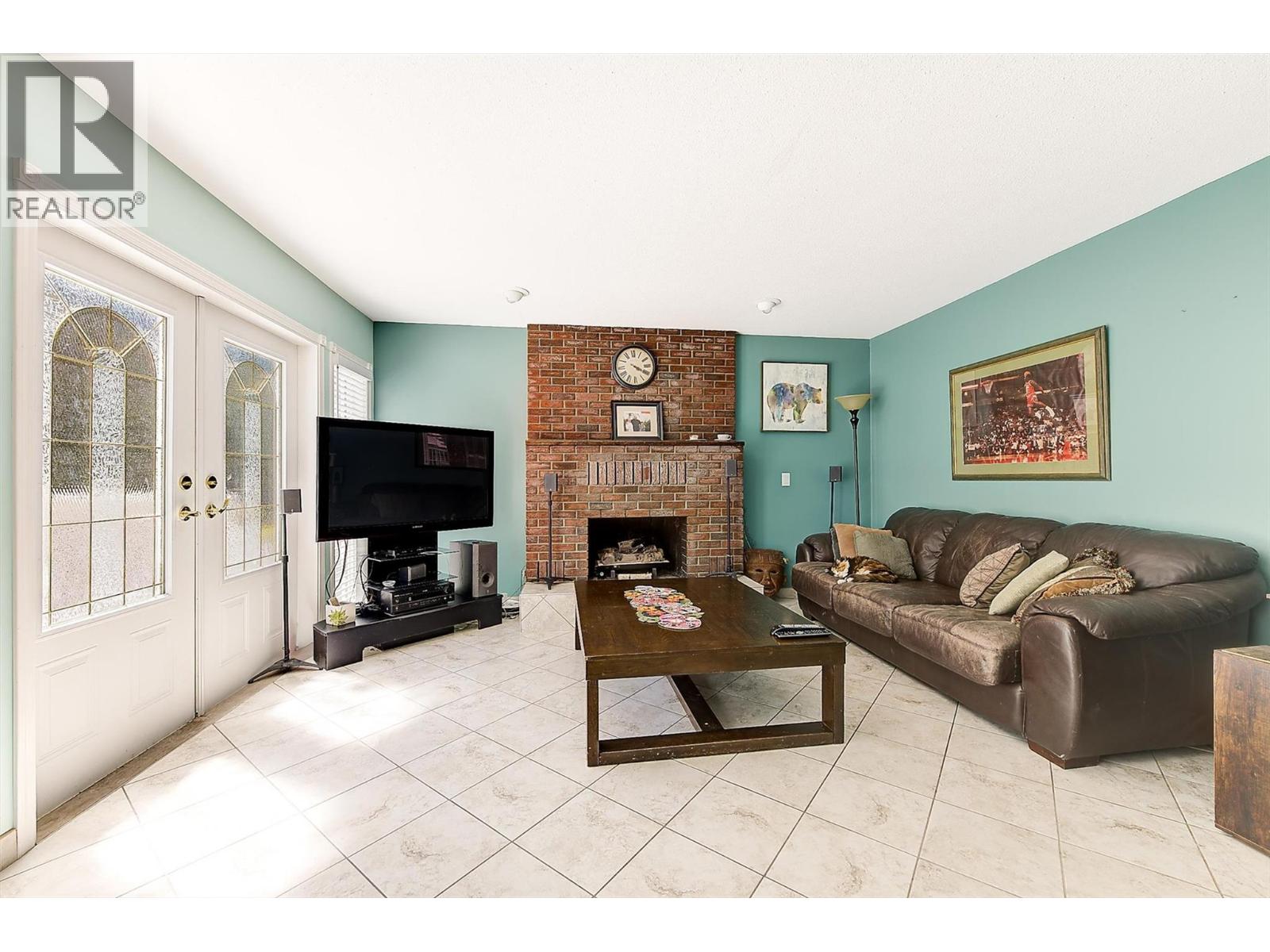627 Hardie Road