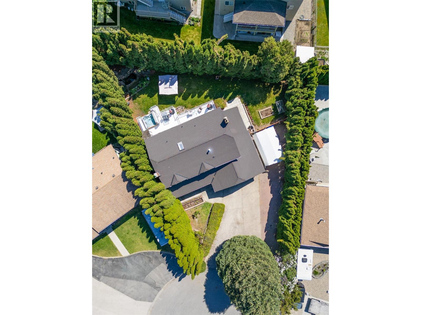 627 Hardie Road