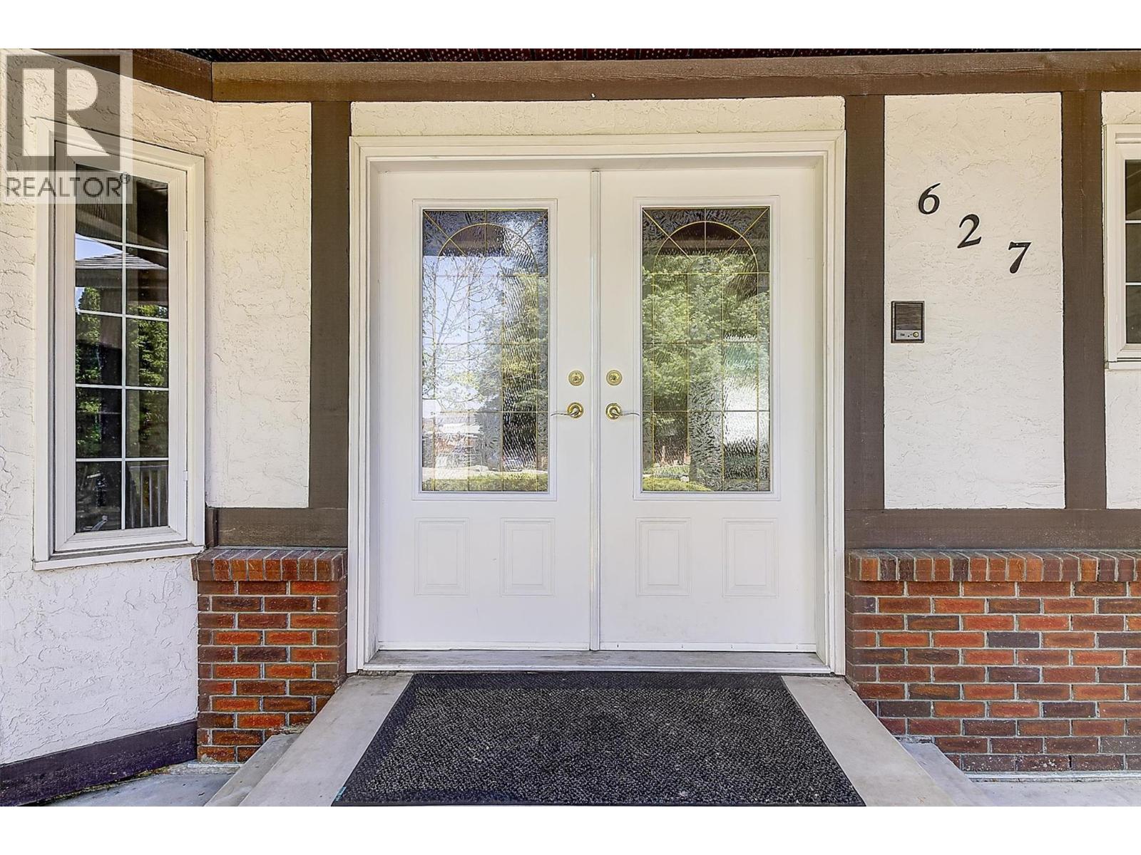 627 Hardie Road