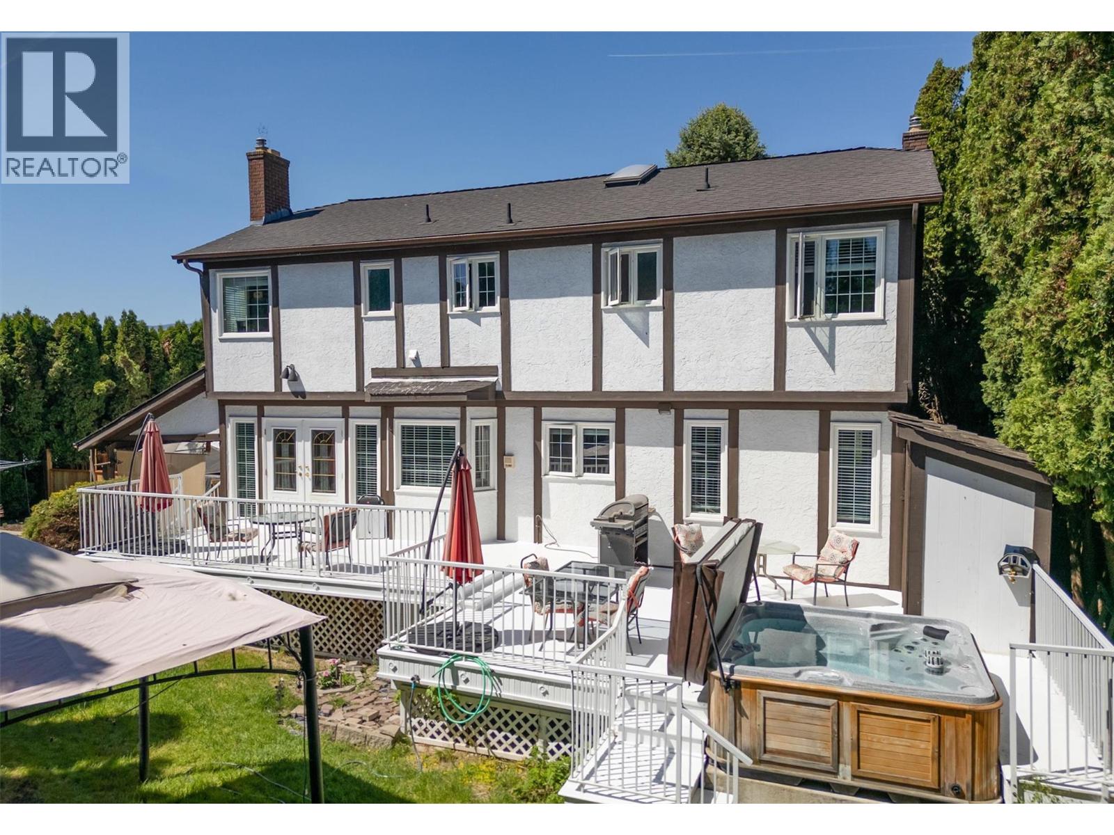 627 Hardie Road