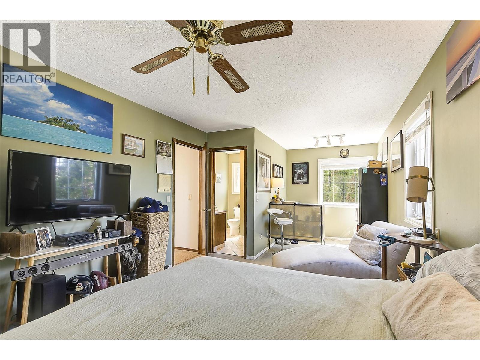 627 Hardie Road