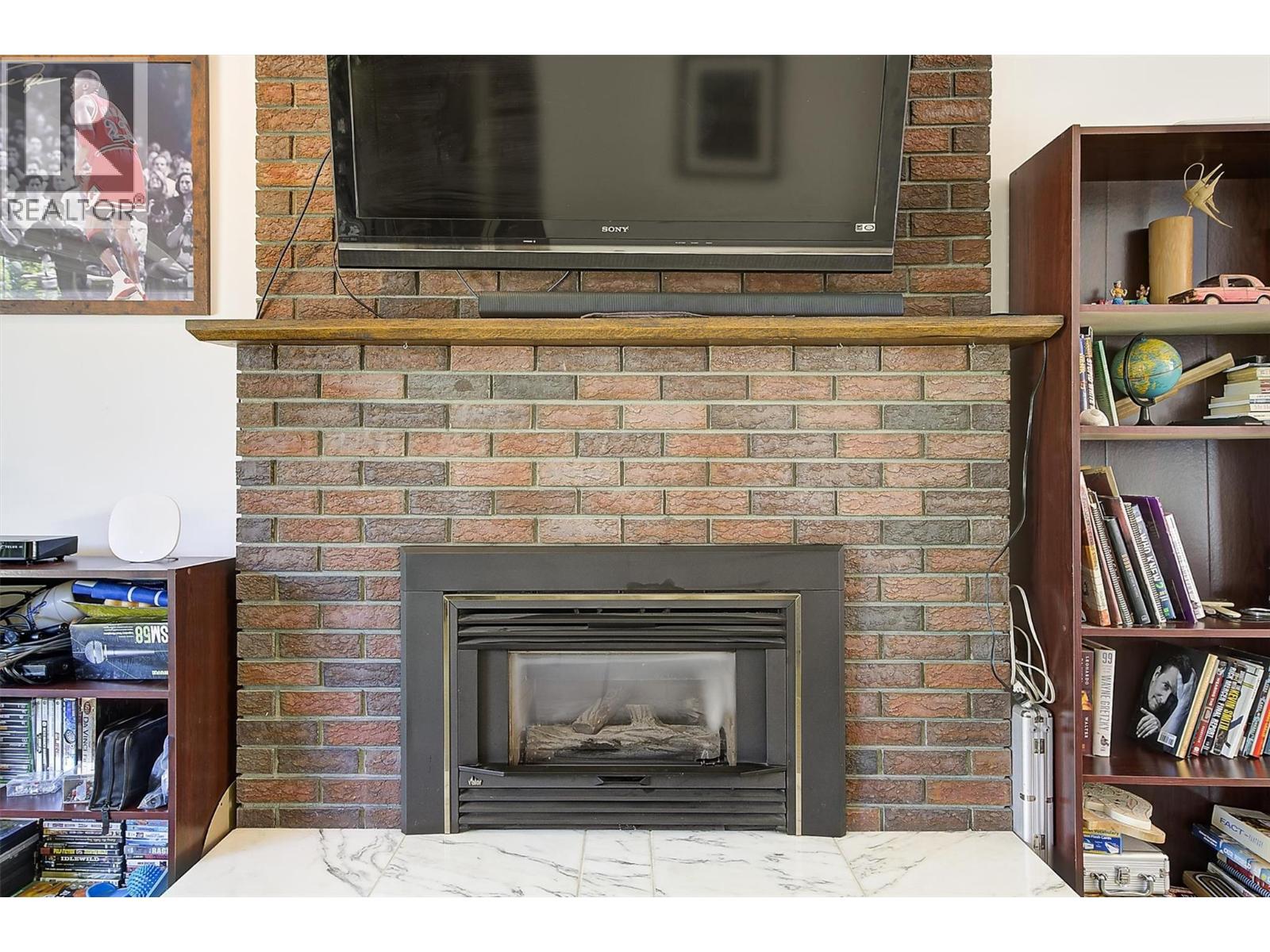 627 Hardie Road
