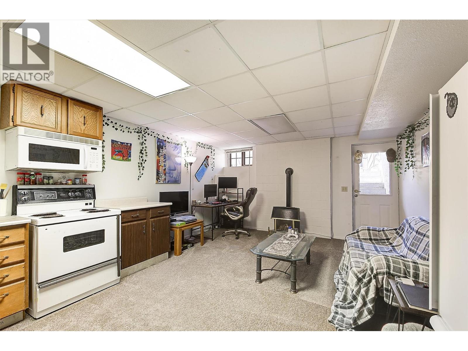627 Hardie Road