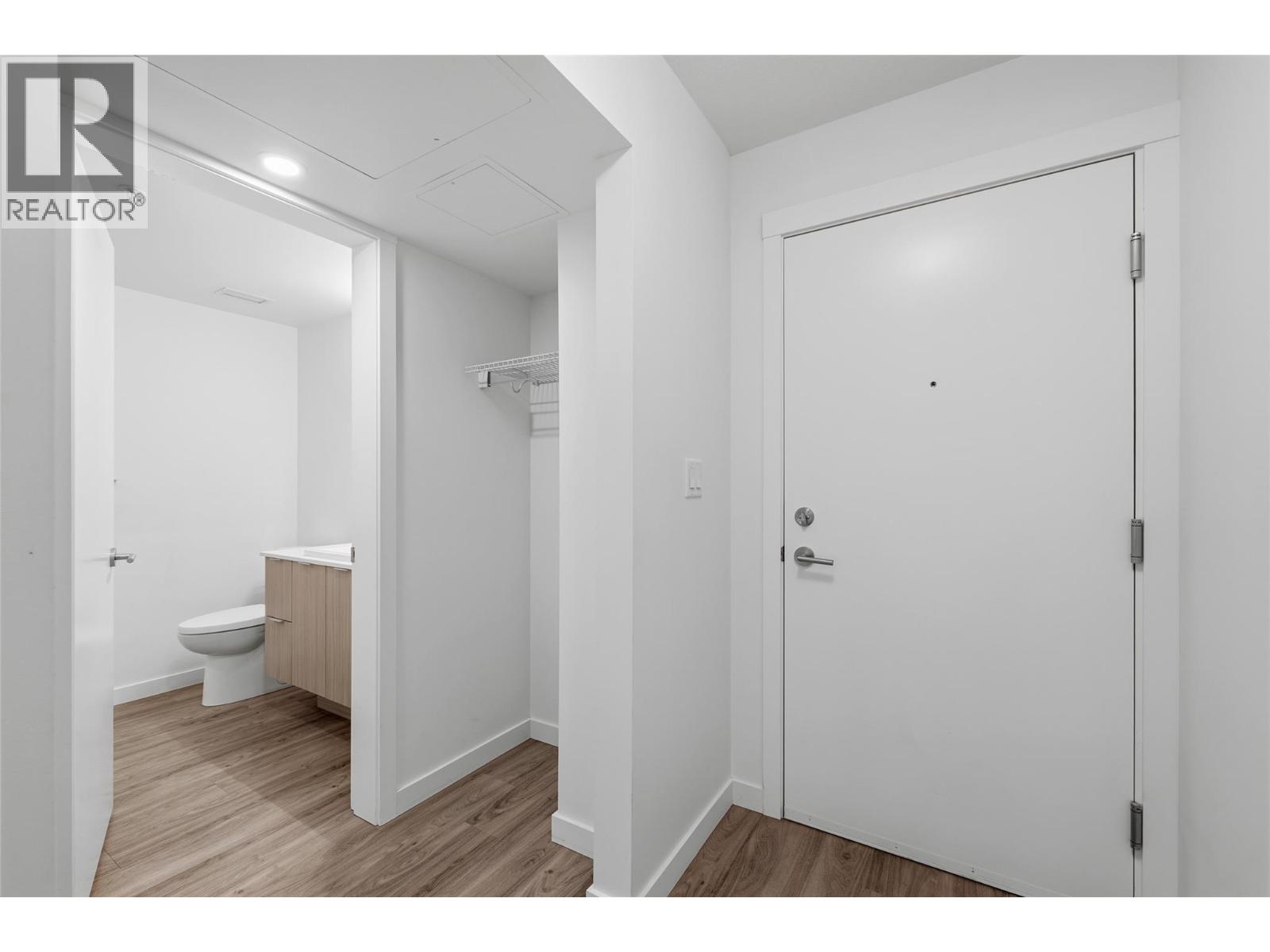 1775 Chapman Place Unit# 101