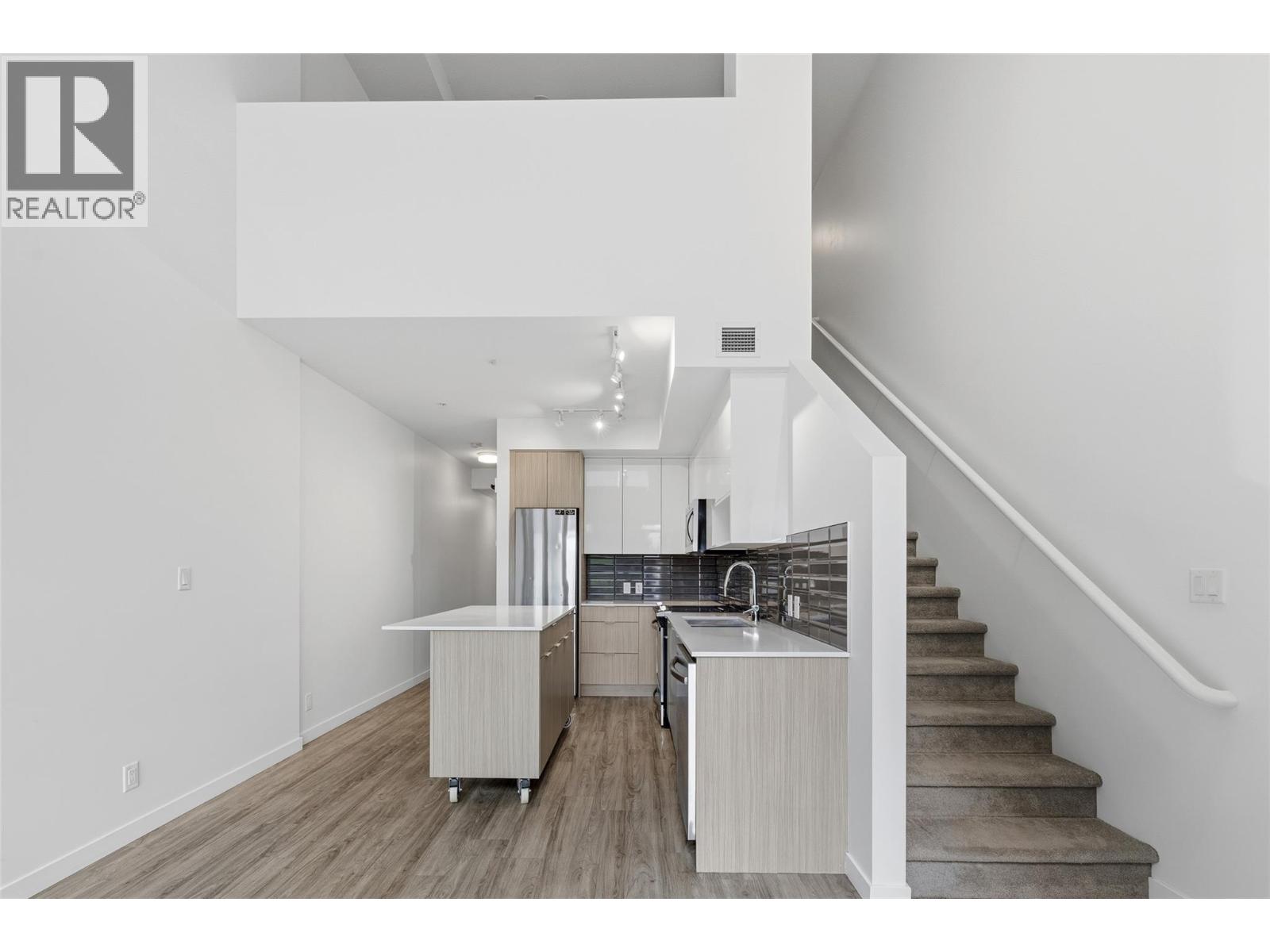 1775 Chapman Place Unit# 101
