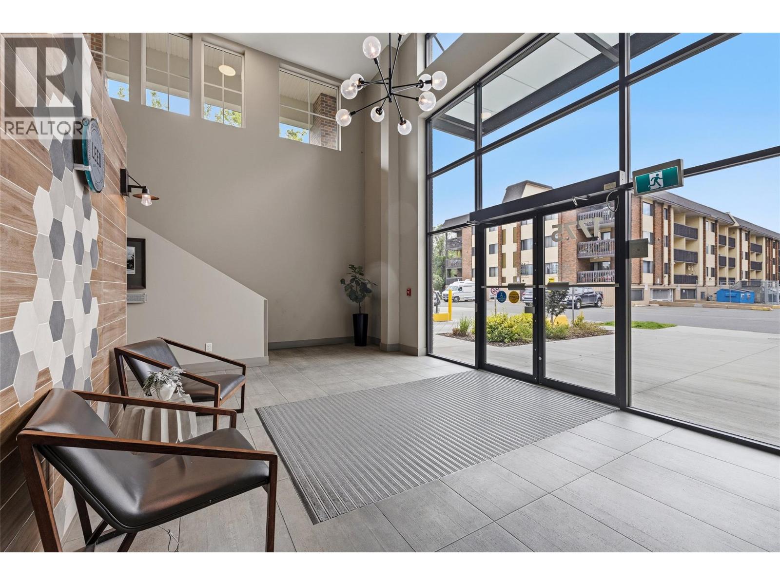 1775 Chapman Place Unit# 101