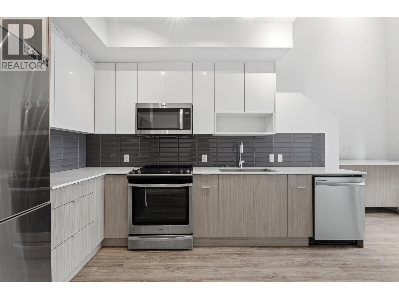 1775 Chapman Place Unit# 101
