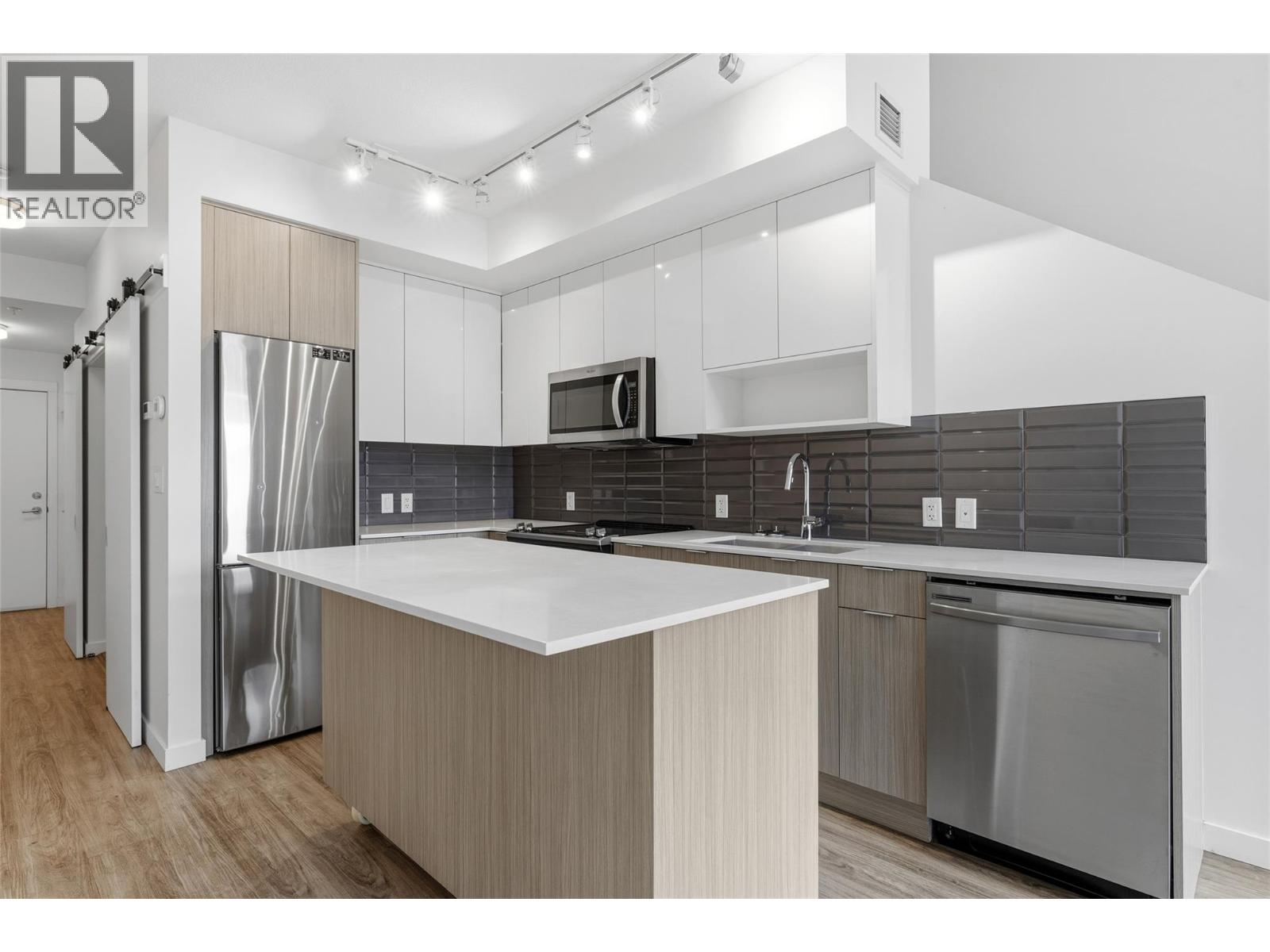 1775 Chapman Place Unit# 101