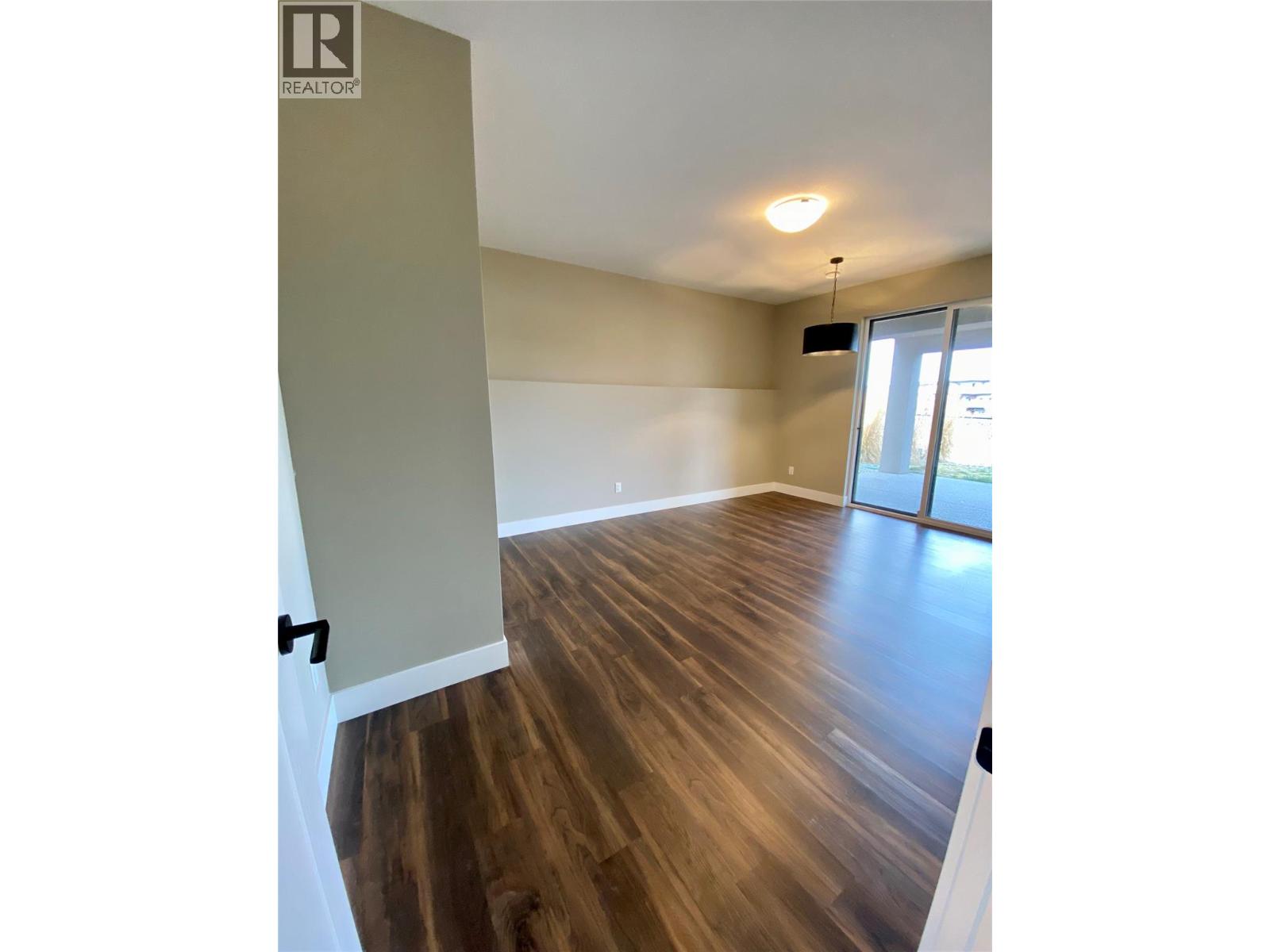 5402 Kestrel Lane