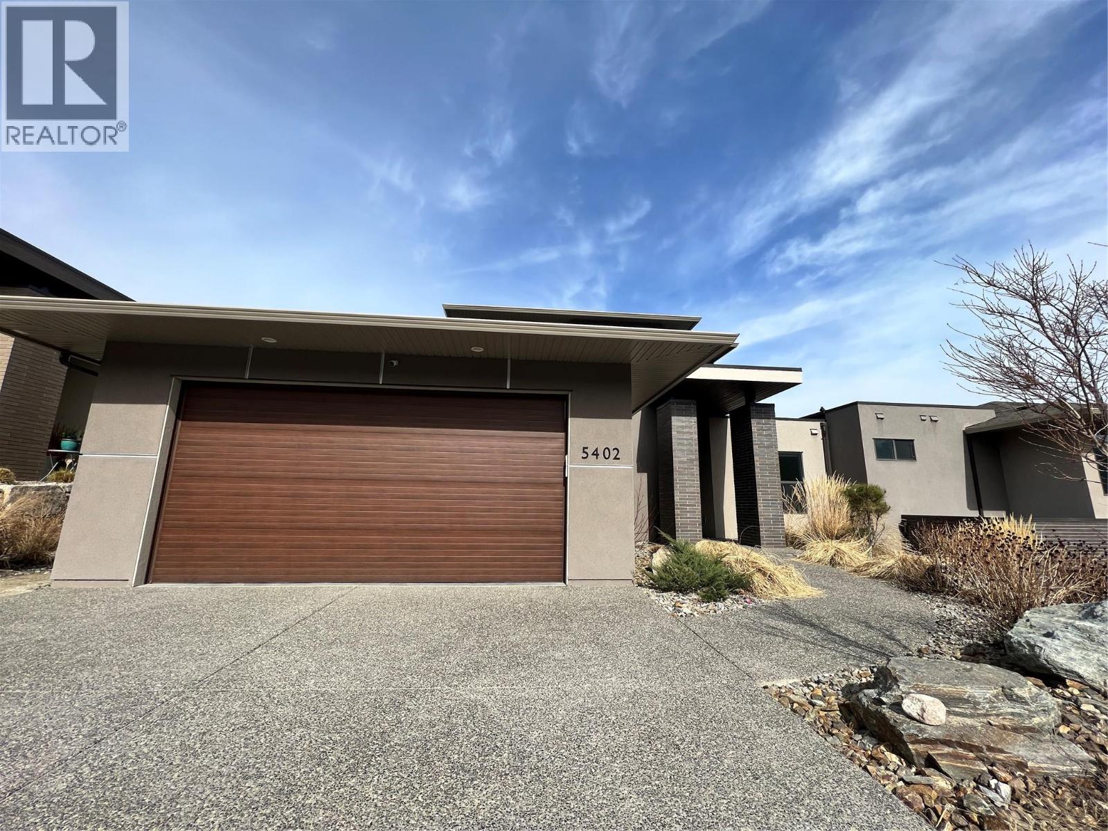 5402 Kestrel Lane