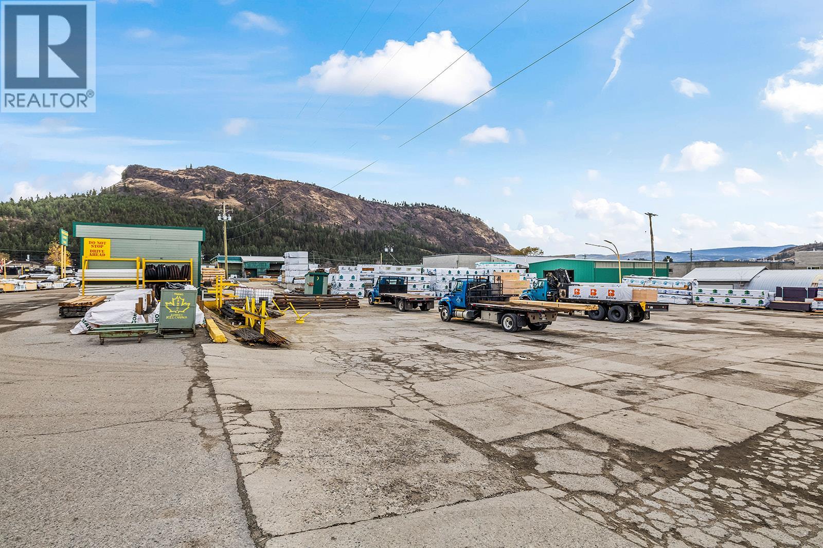 1304, 1320, 1334 Industrial Road