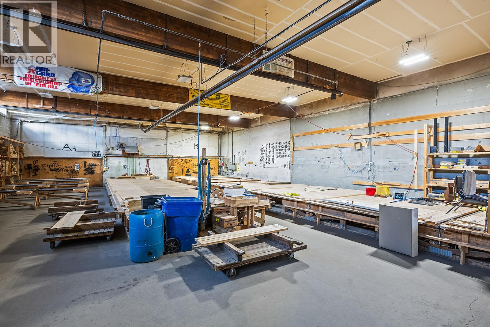 1304, 1320, 1334 Industrial Road