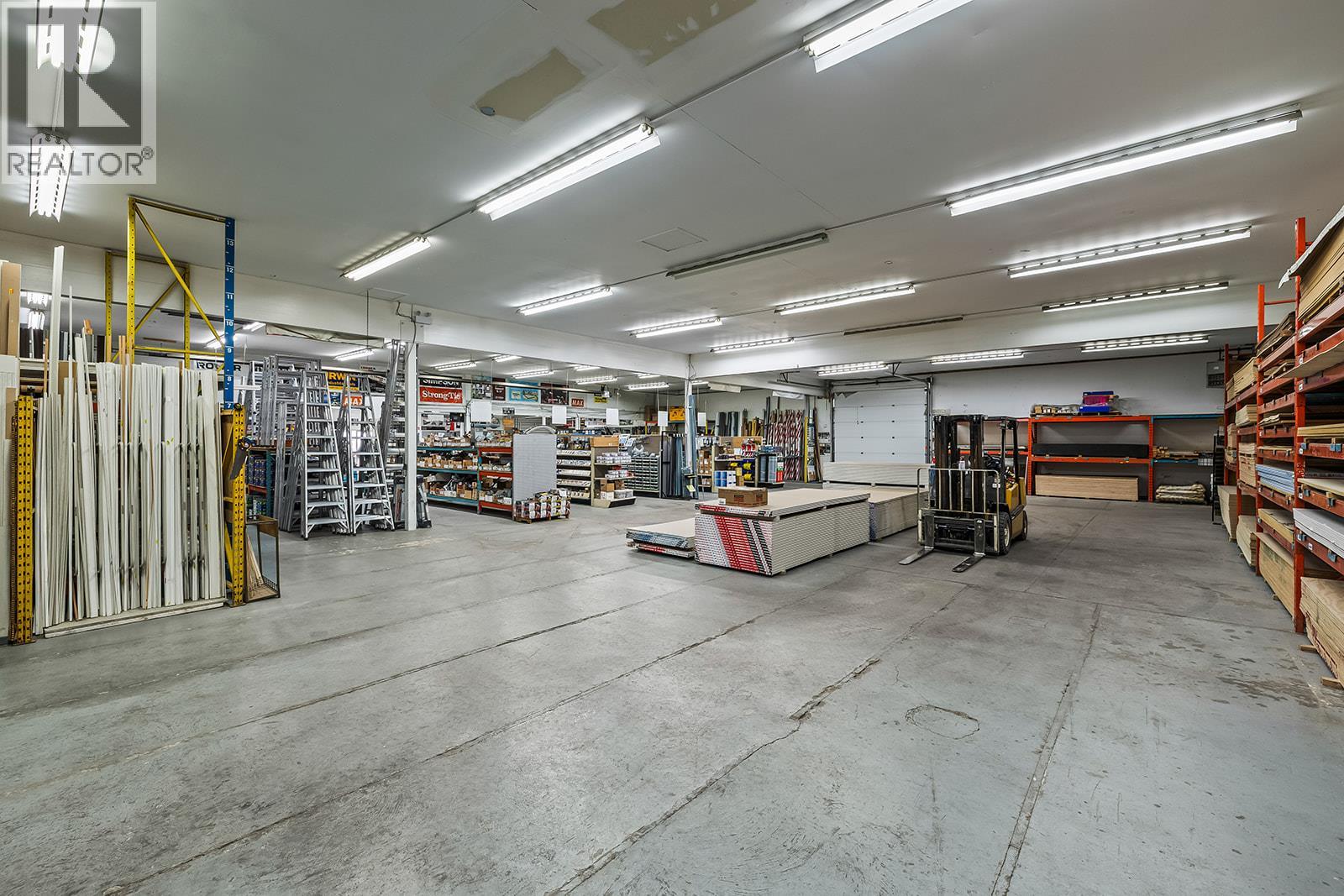 1304, 1320, 1334 Industrial Road