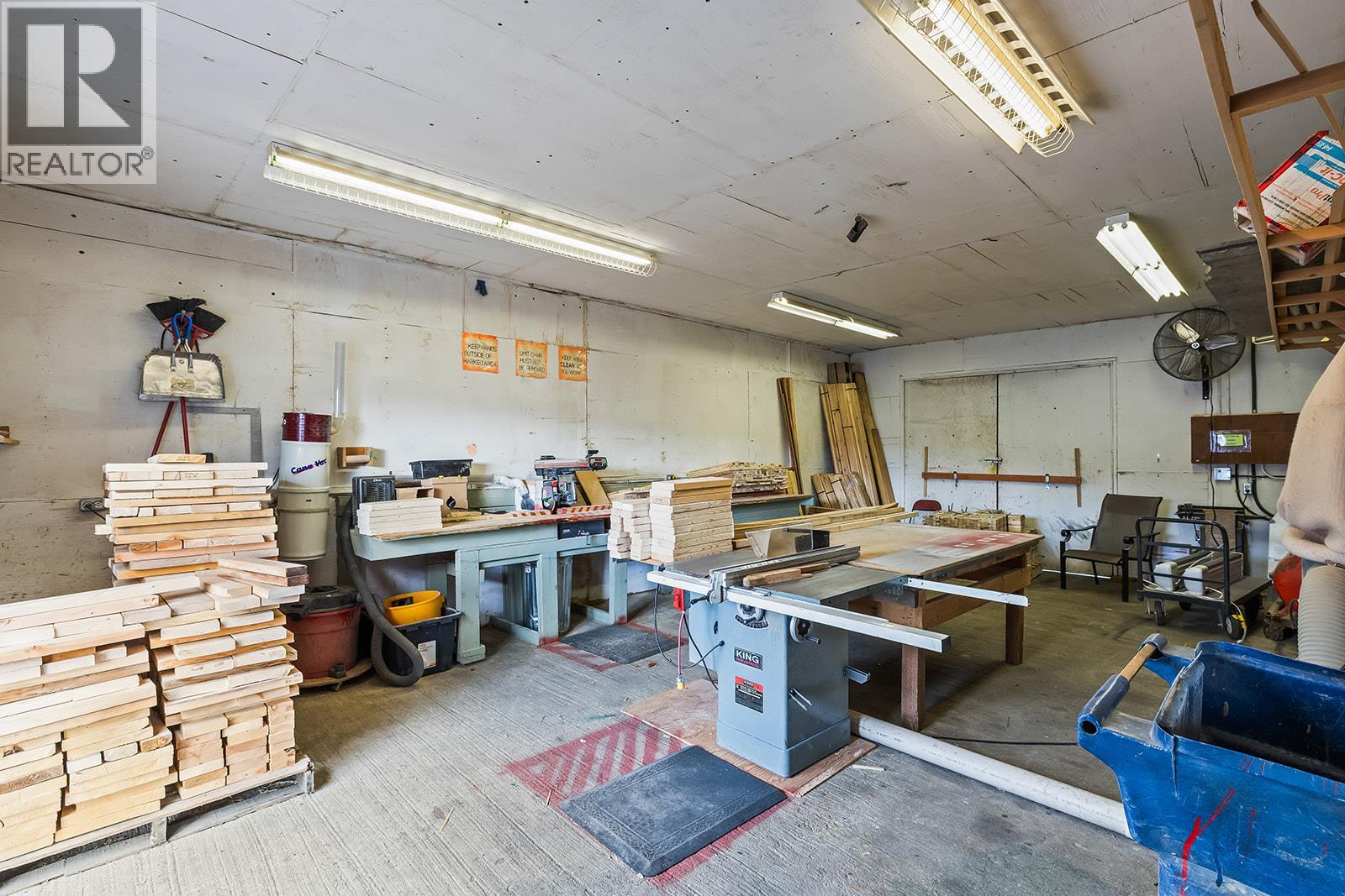 1304, 1320, 1334 Industrial Road