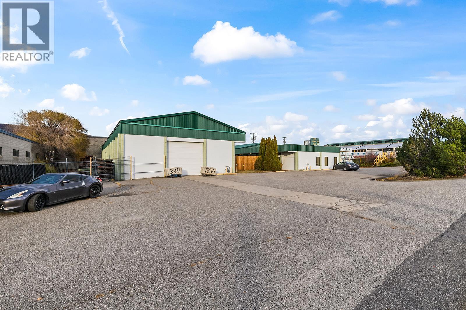 1304, 1320, 1334 Industrial Road