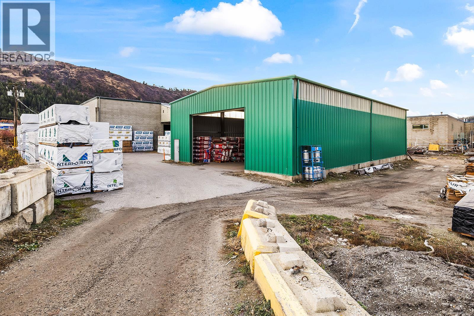 1304, 1320, 1334 Industrial Road