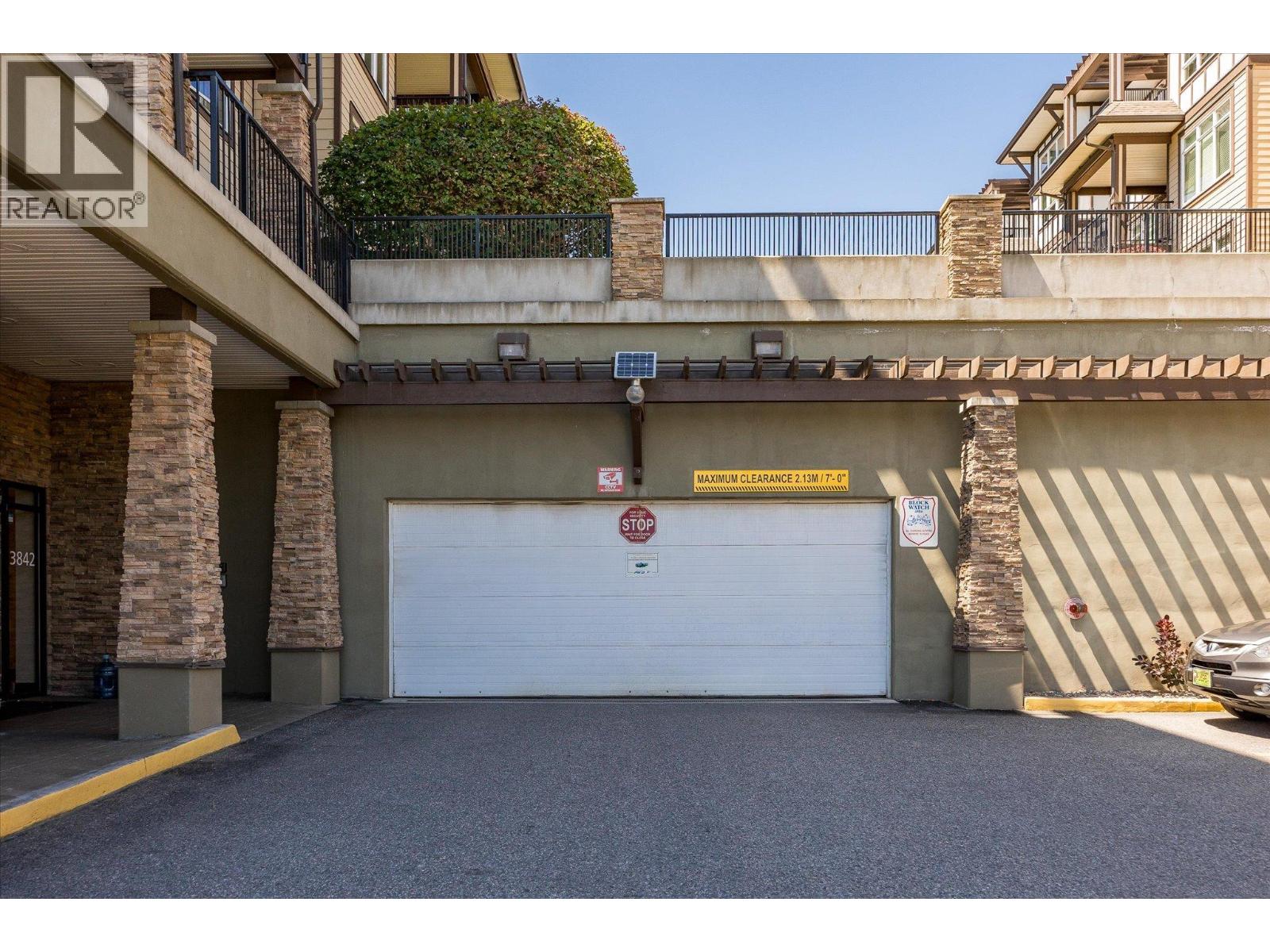 3832 Old Okanagan Highway Unit# 3409