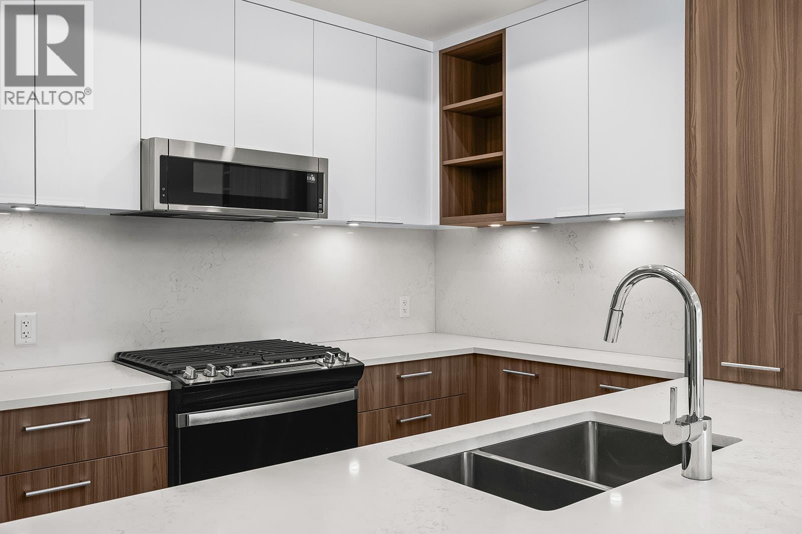 630 Boynton Place Unit# 305