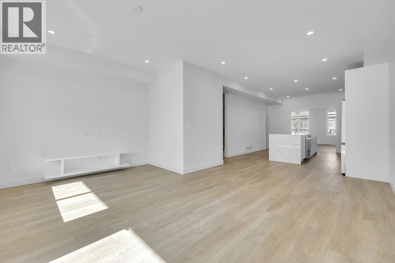 5300 Main Street Unit# 118