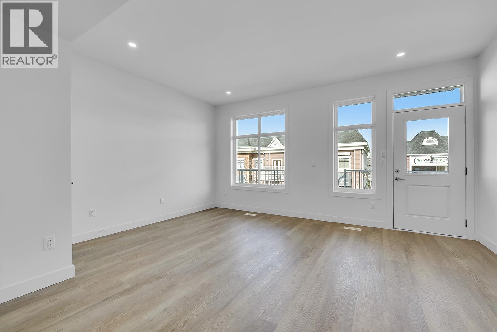 5300 Main Street Unit# 118
