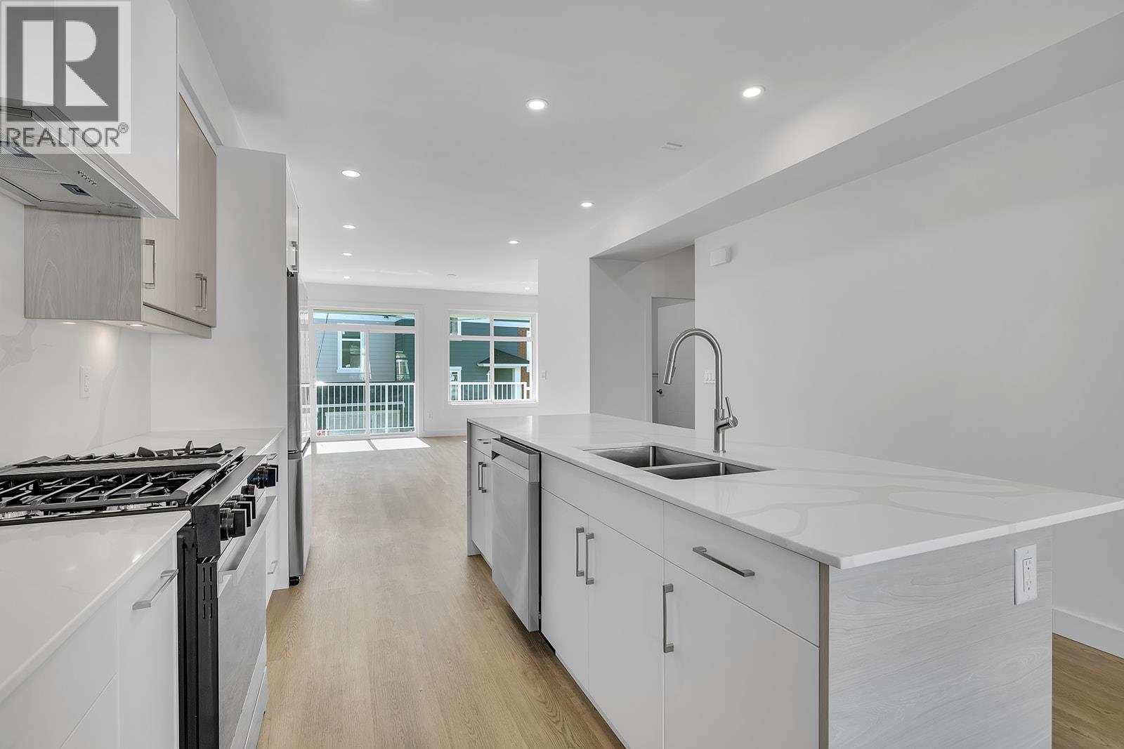 5300 Main Street Unit# 118