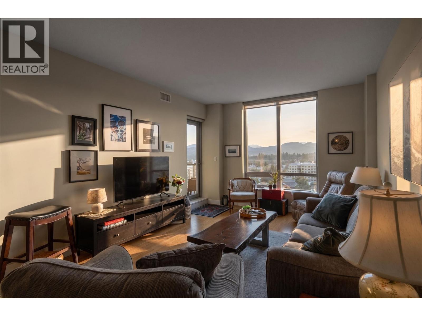 2040 Springfield Road Unit# 1008