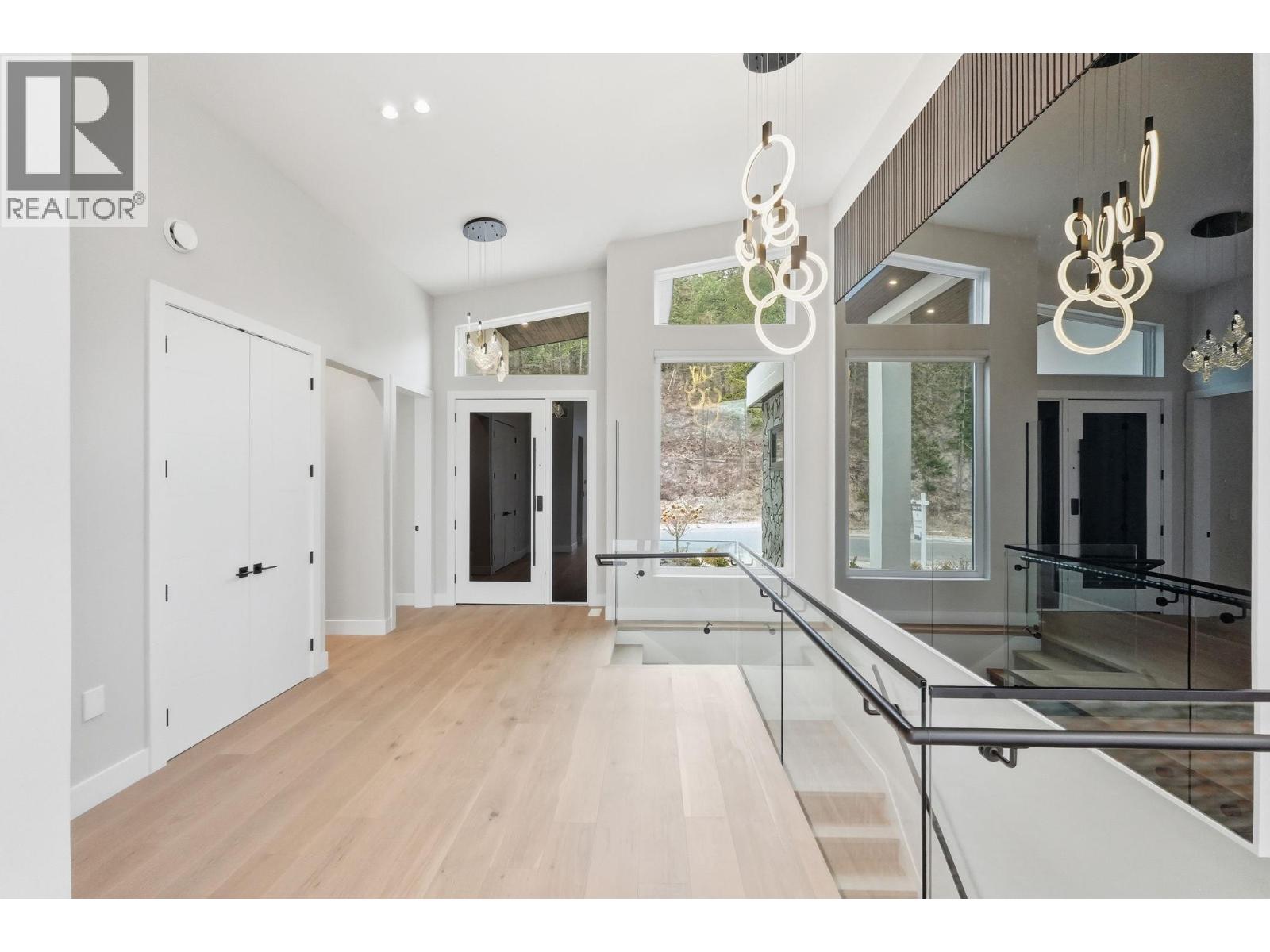 973 Loseth Drive