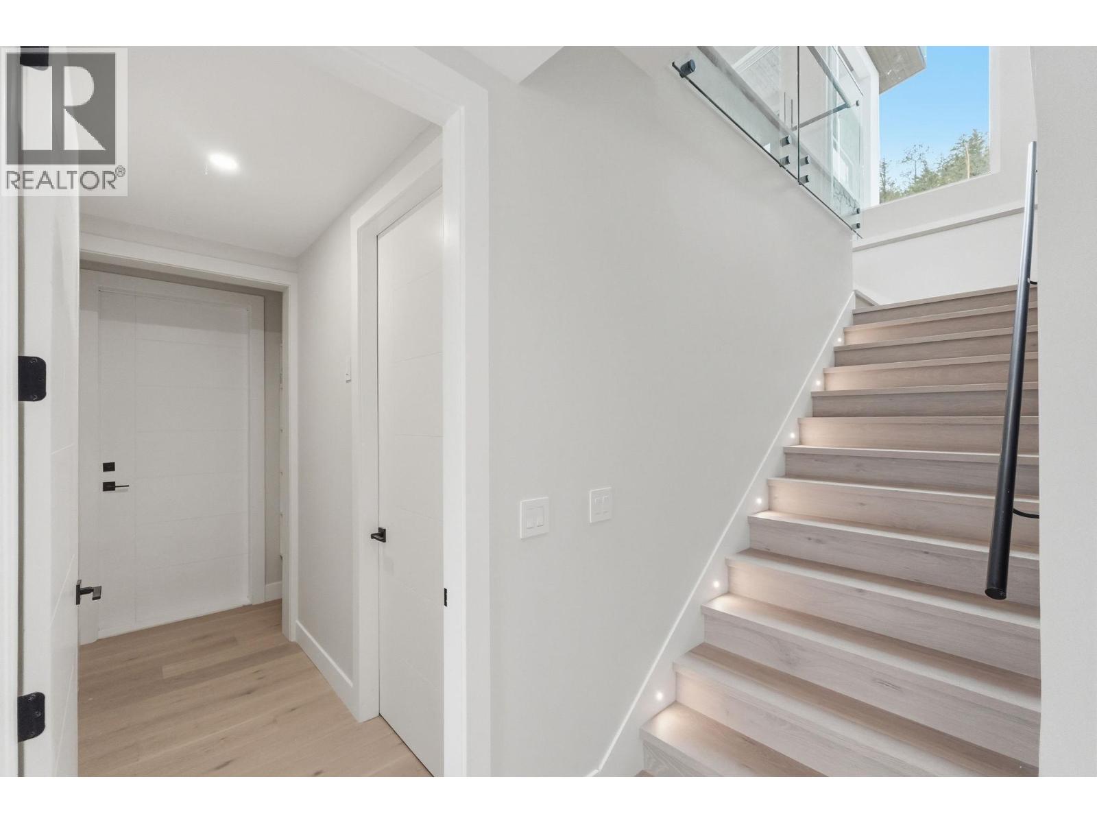 973 Loseth Drive