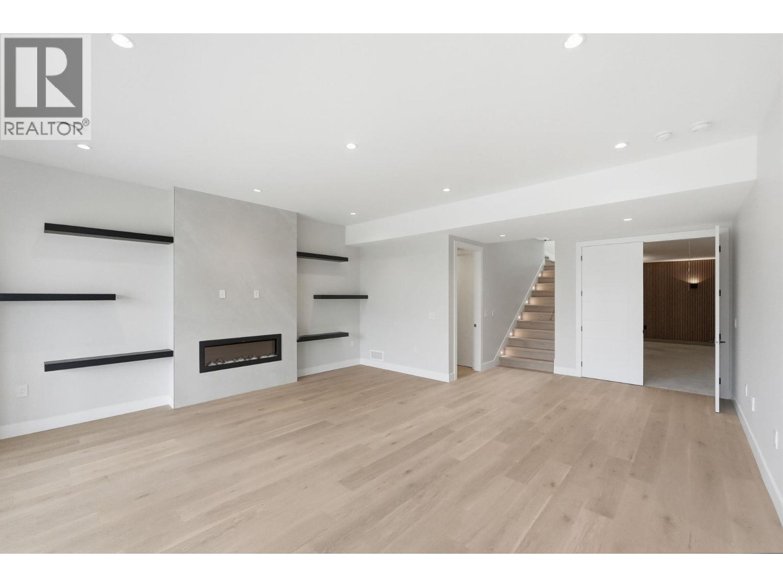 973 Loseth Drive