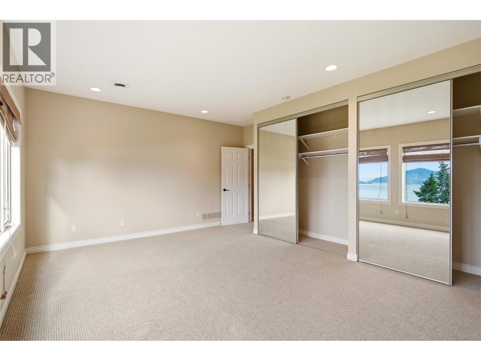 448 Viewcrest Road