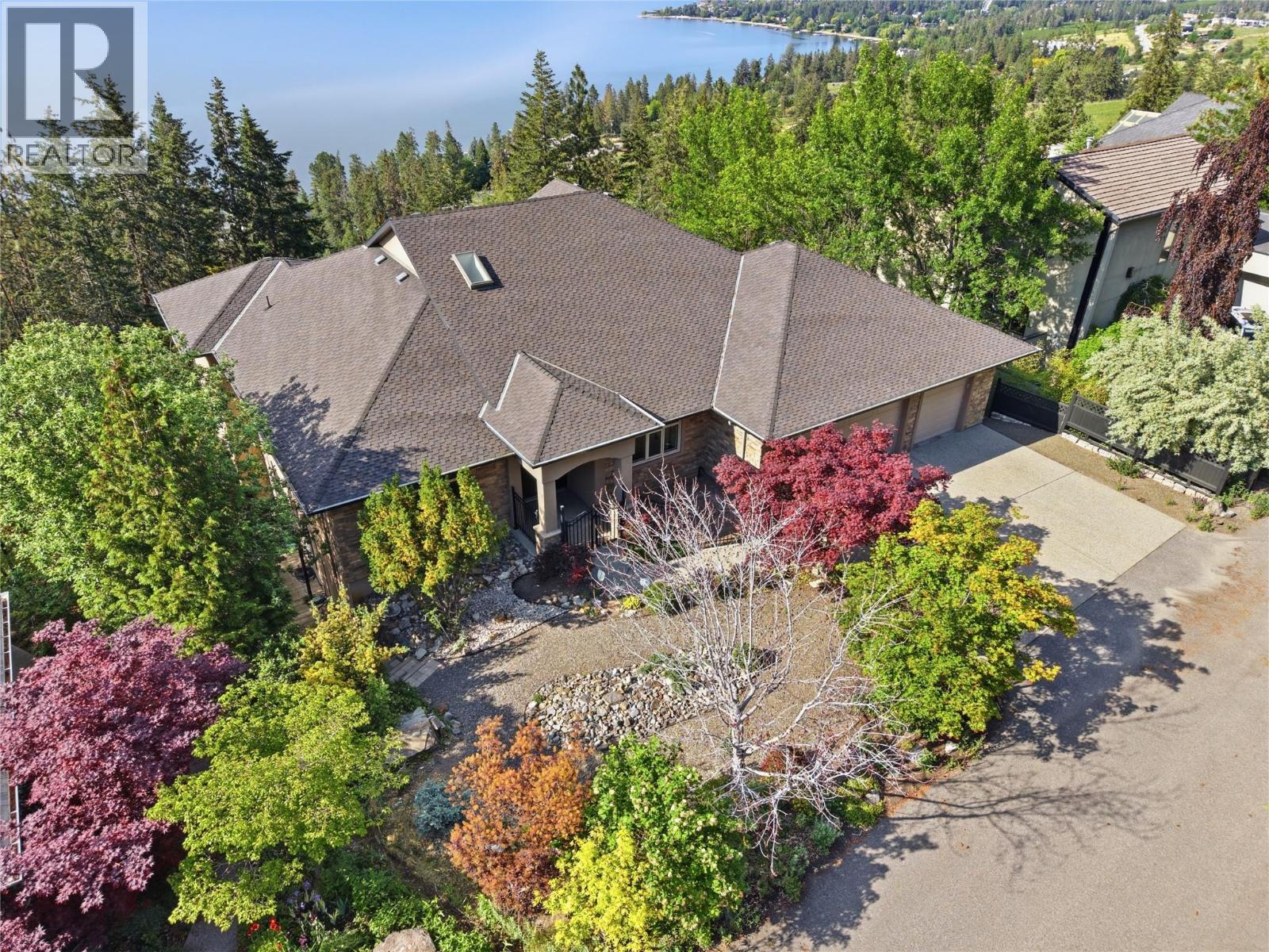 448 Viewcrest Road